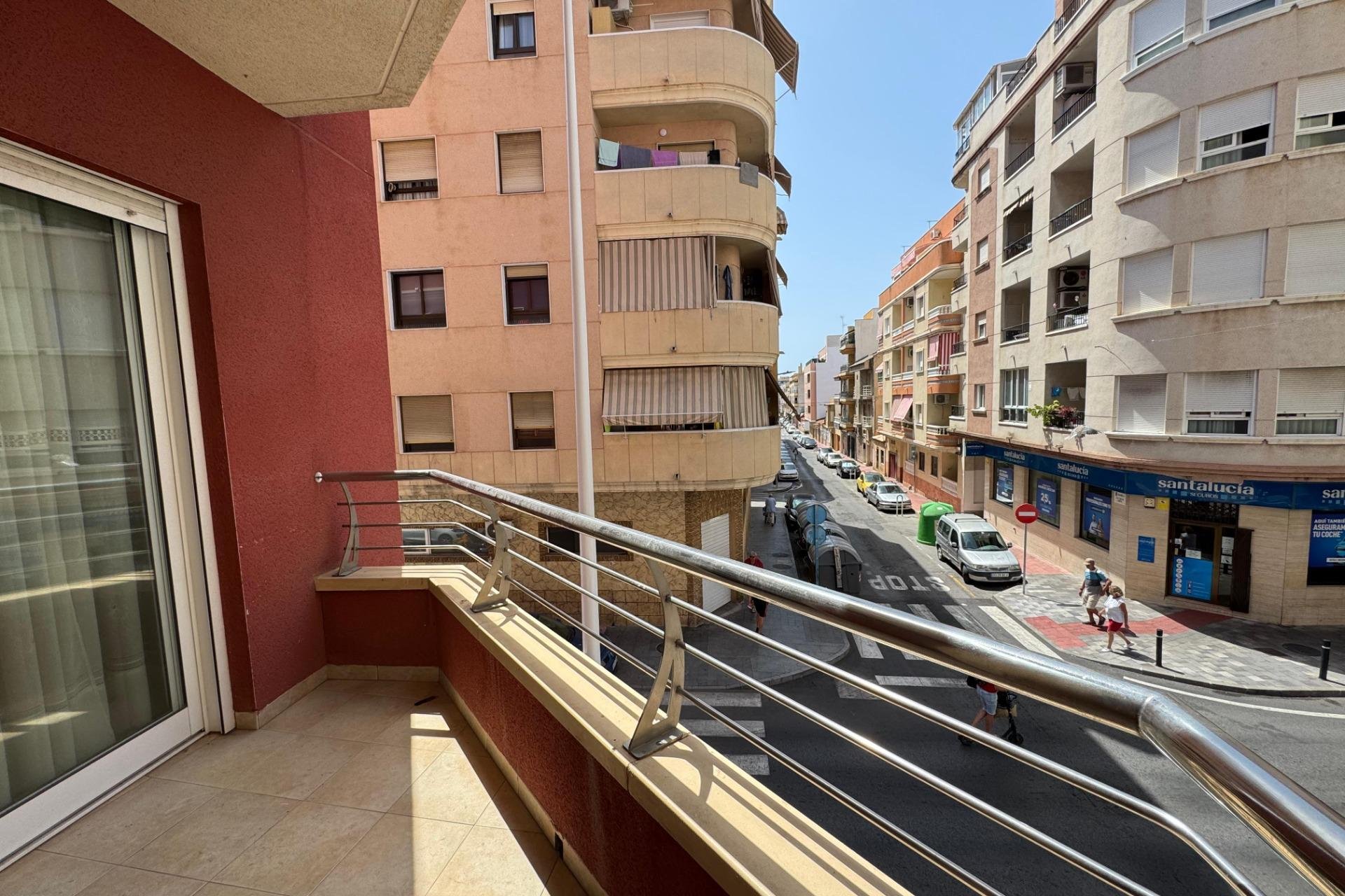 Használt Ingatlanok - Apartman -
Torrevieja - Costa Blanca