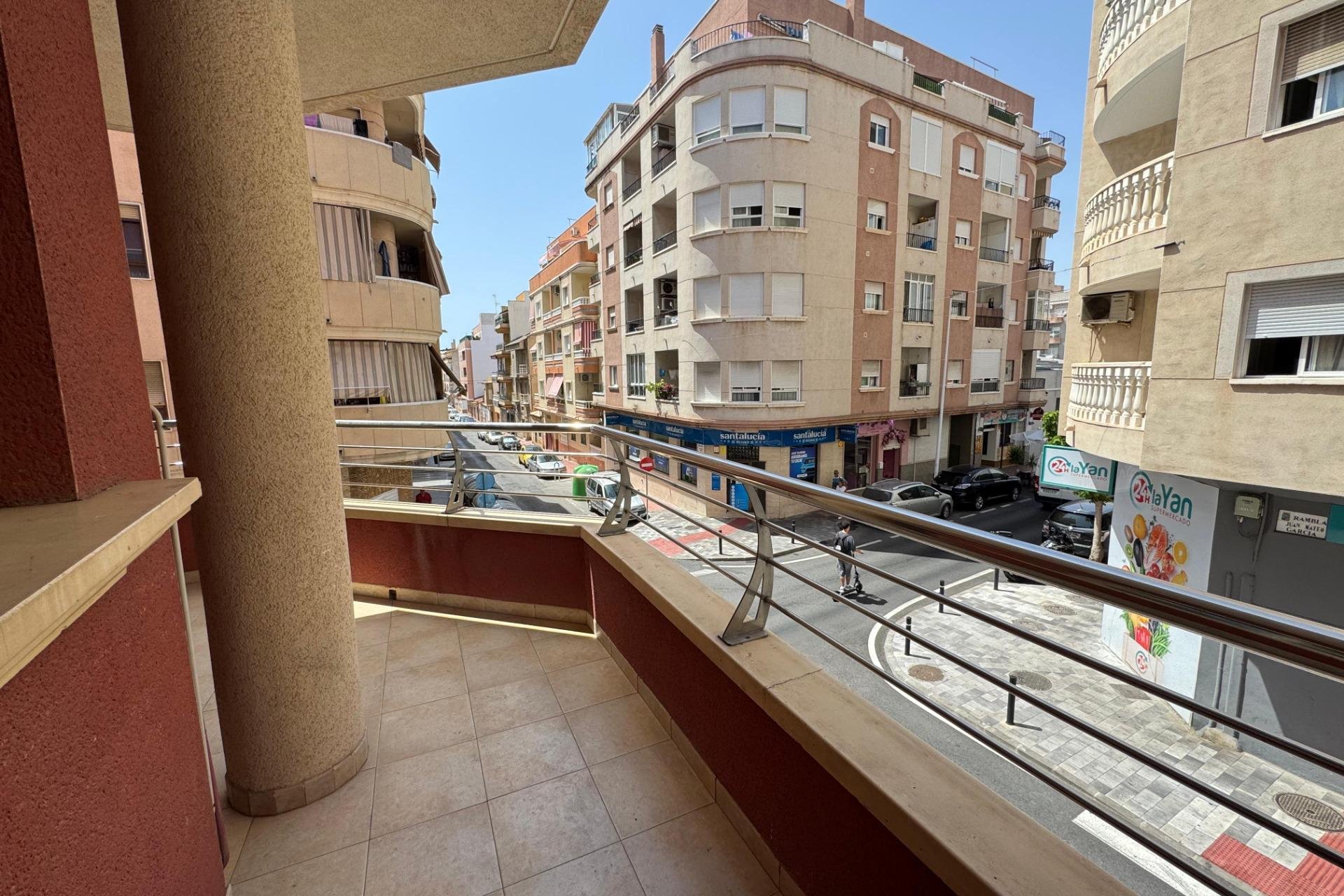 Használt Ingatlanok - Apartman -
Torrevieja - Costa Blanca