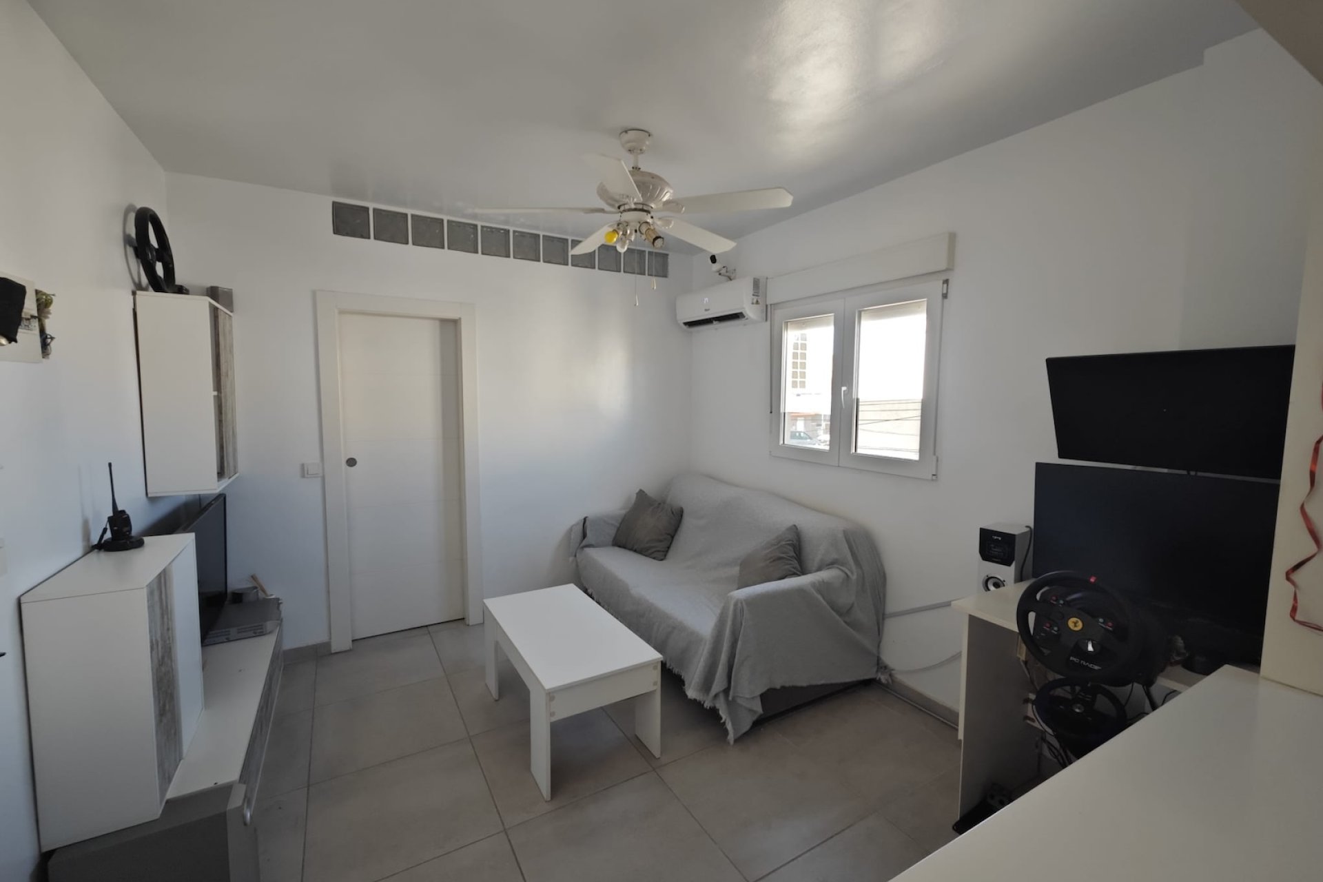 Használt Ingatlanok - Apartman -
Torrevieja - Costa Blanca