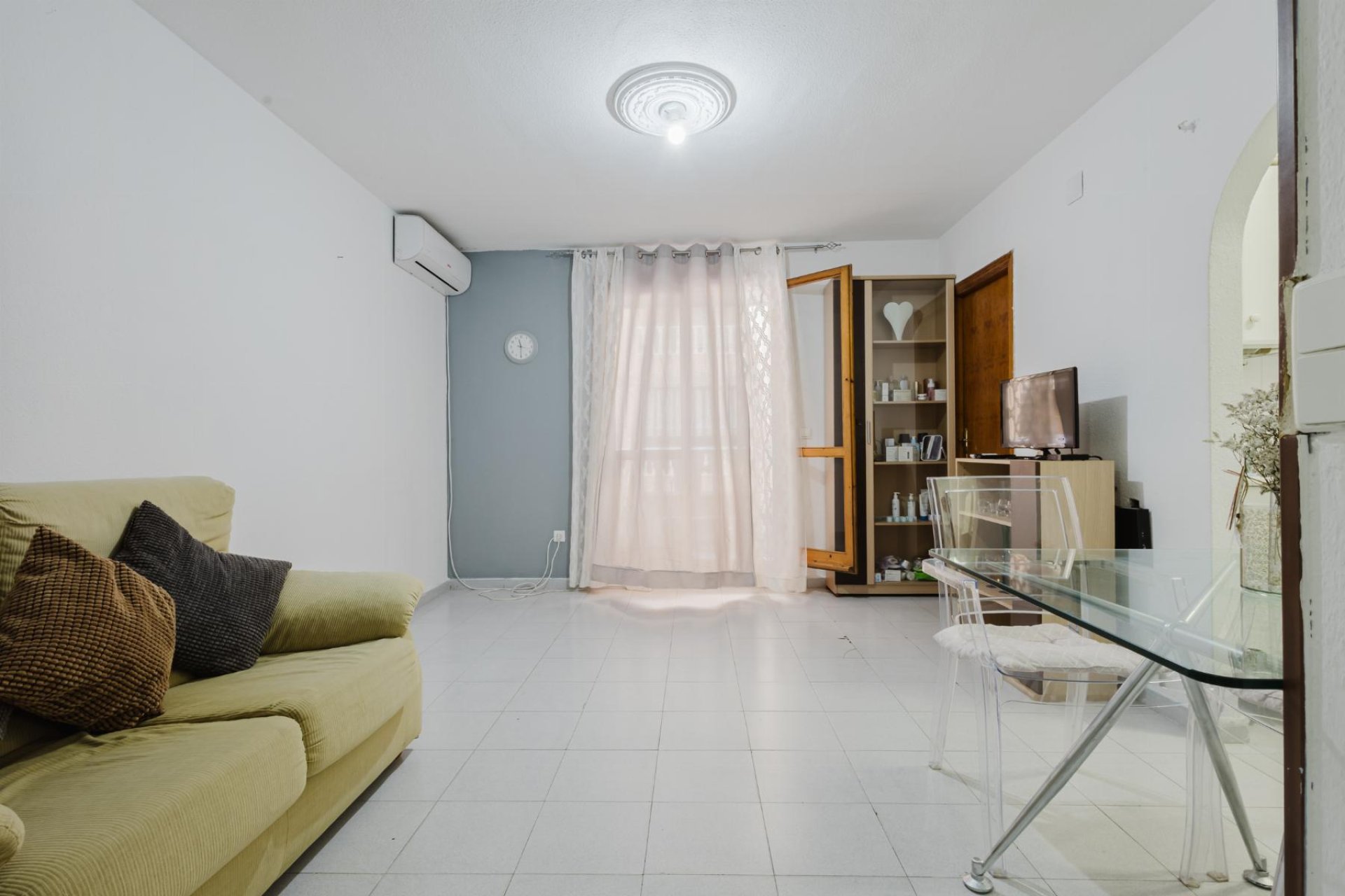 Használt Ingatlanok - Apartman -
Torrevieja - Costa Blanca