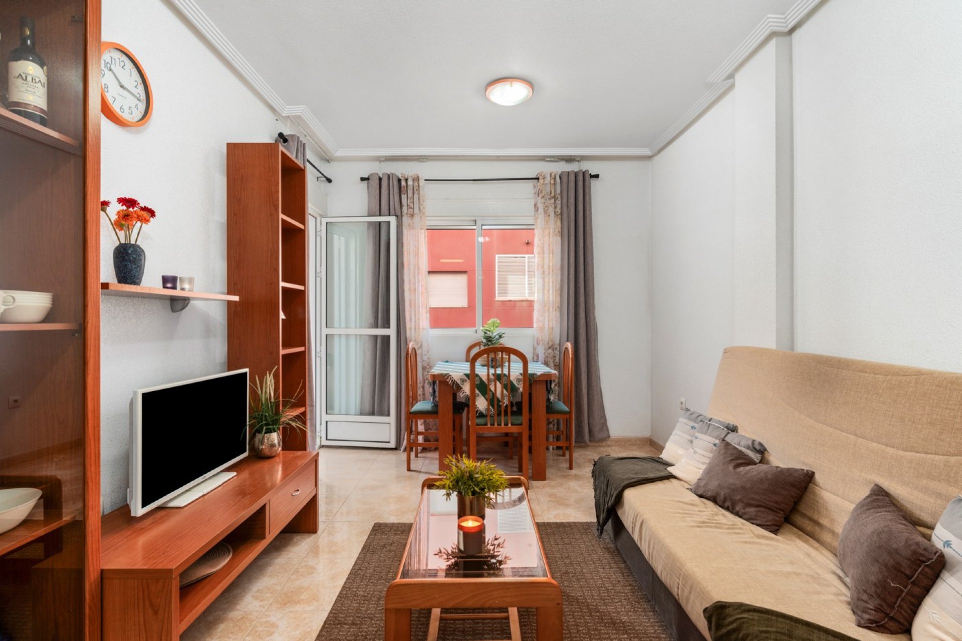 Használt Ingatlanok - Apartman -
Torrevieja - Costa Blanca