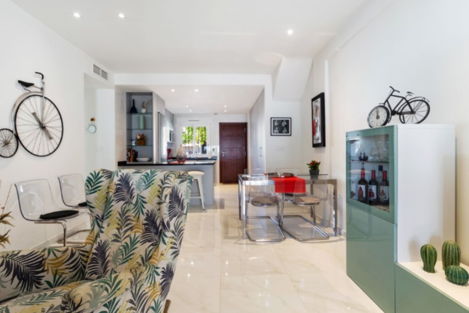 Használt Ingatlanok - Apartman -
Torrevieja - Costa Blanca