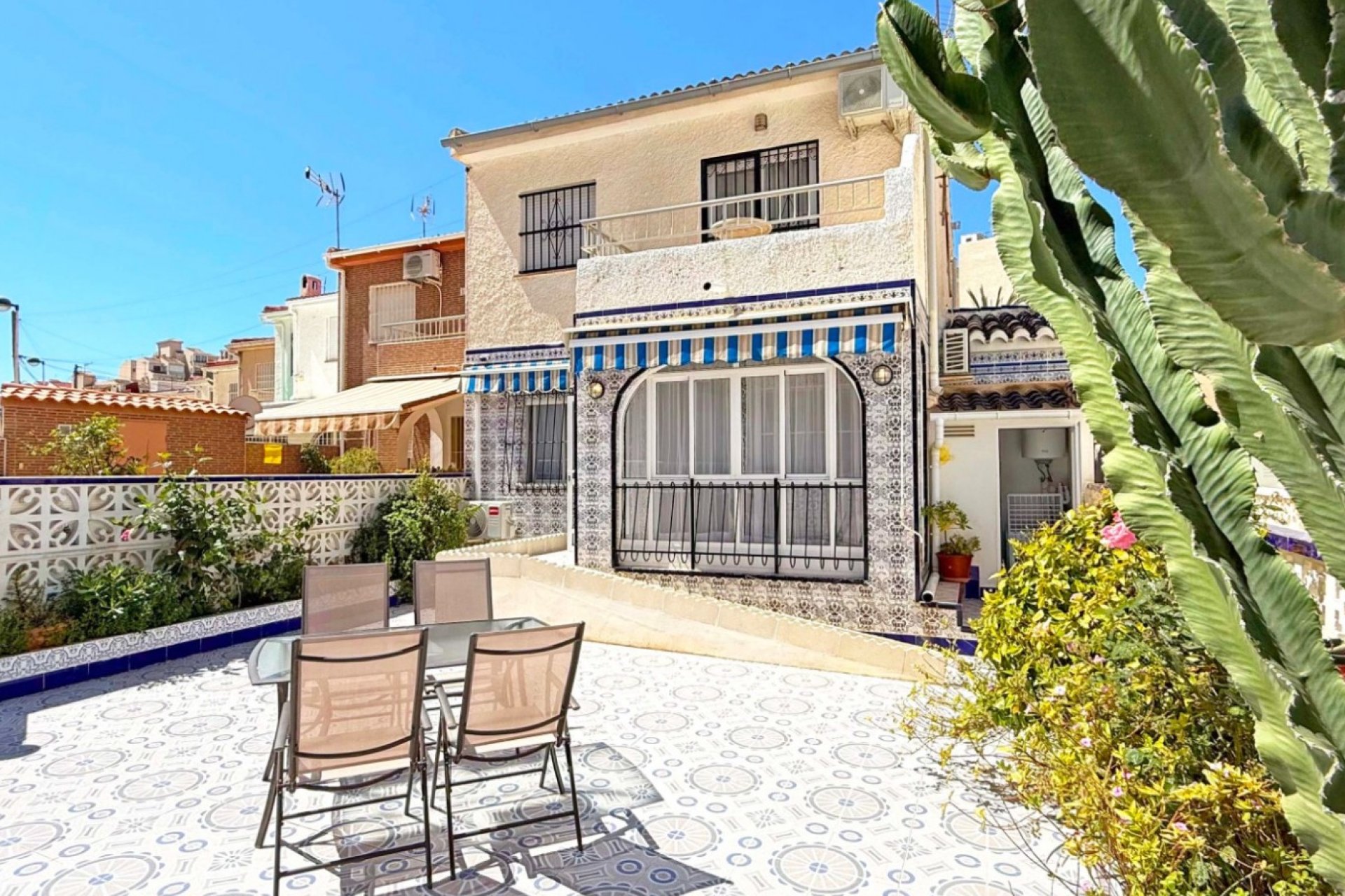 Használt Ingatlanok - Apartman -
Torrevieja - Costa Blanca