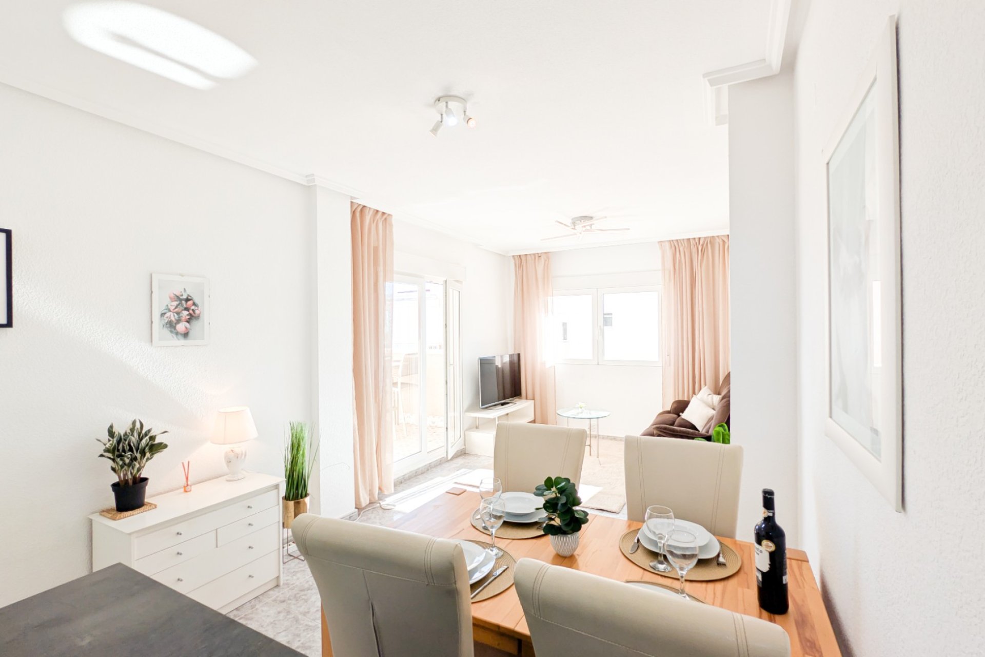 Használt Ingatlanok - Apartman -
Torrevieja - Costa Blanca