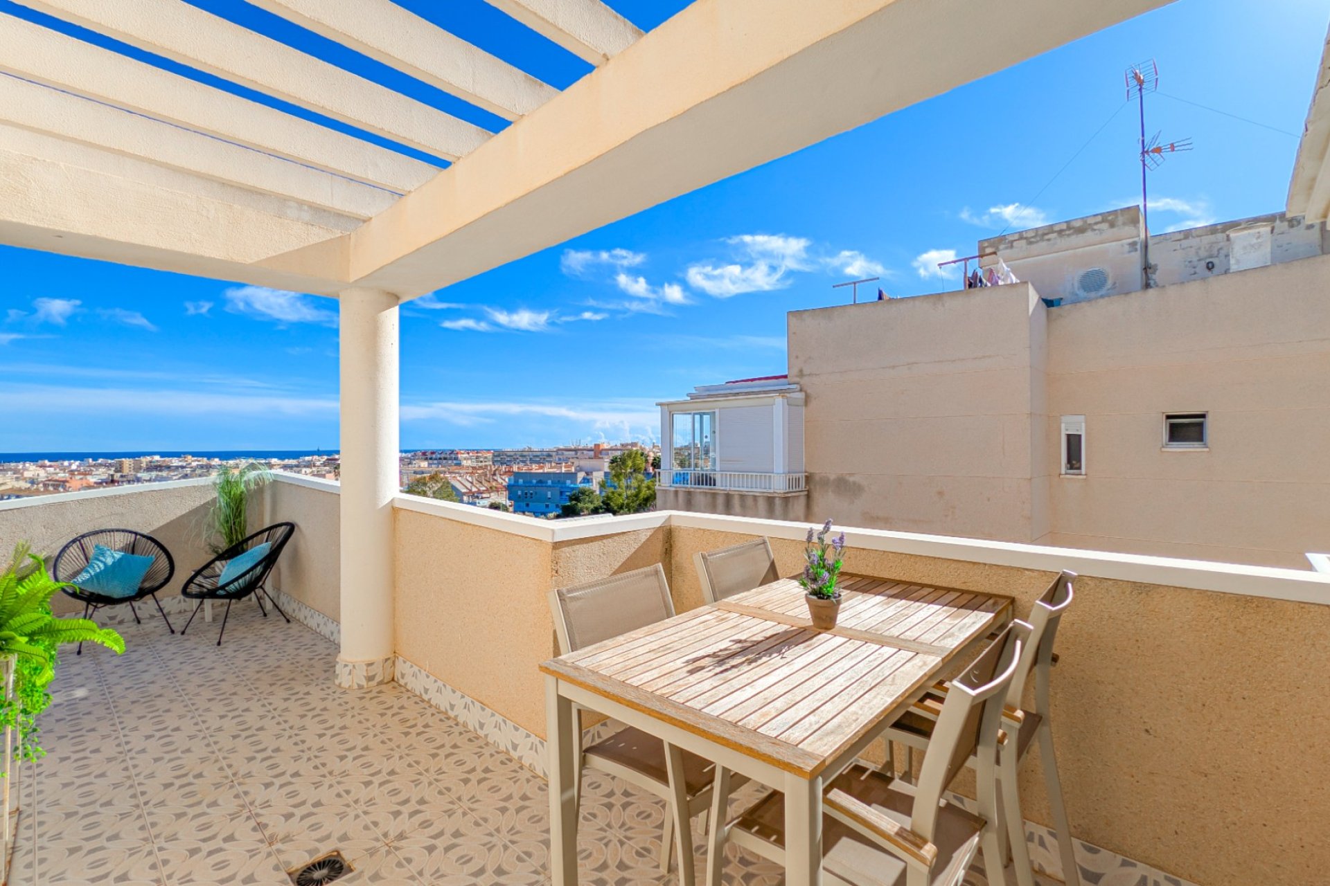 Használt Ingatlanok - Apartman -
Torrevieja - Costa Blanca