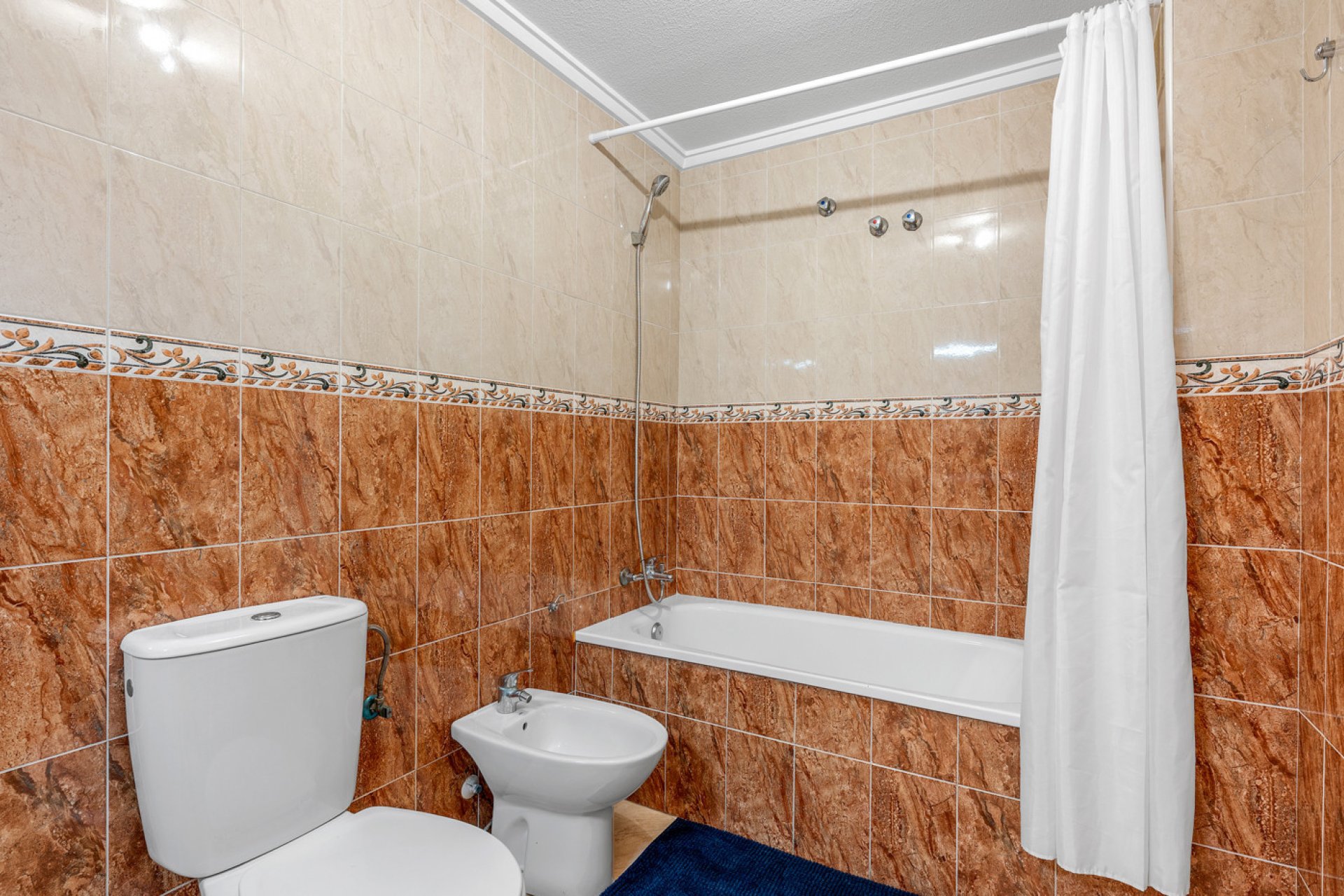 Használt Ingatlanok - Apartman -
Torrevieja - Costa Blanca