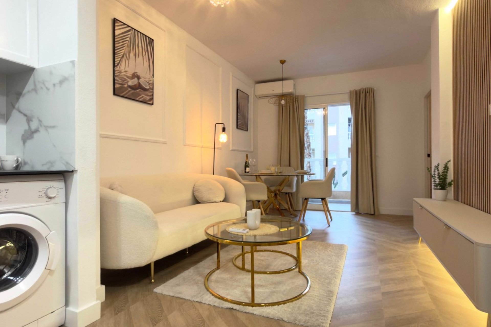 Használt Ingatlanok - Apartman -
Torrevieja - Costa Blanca