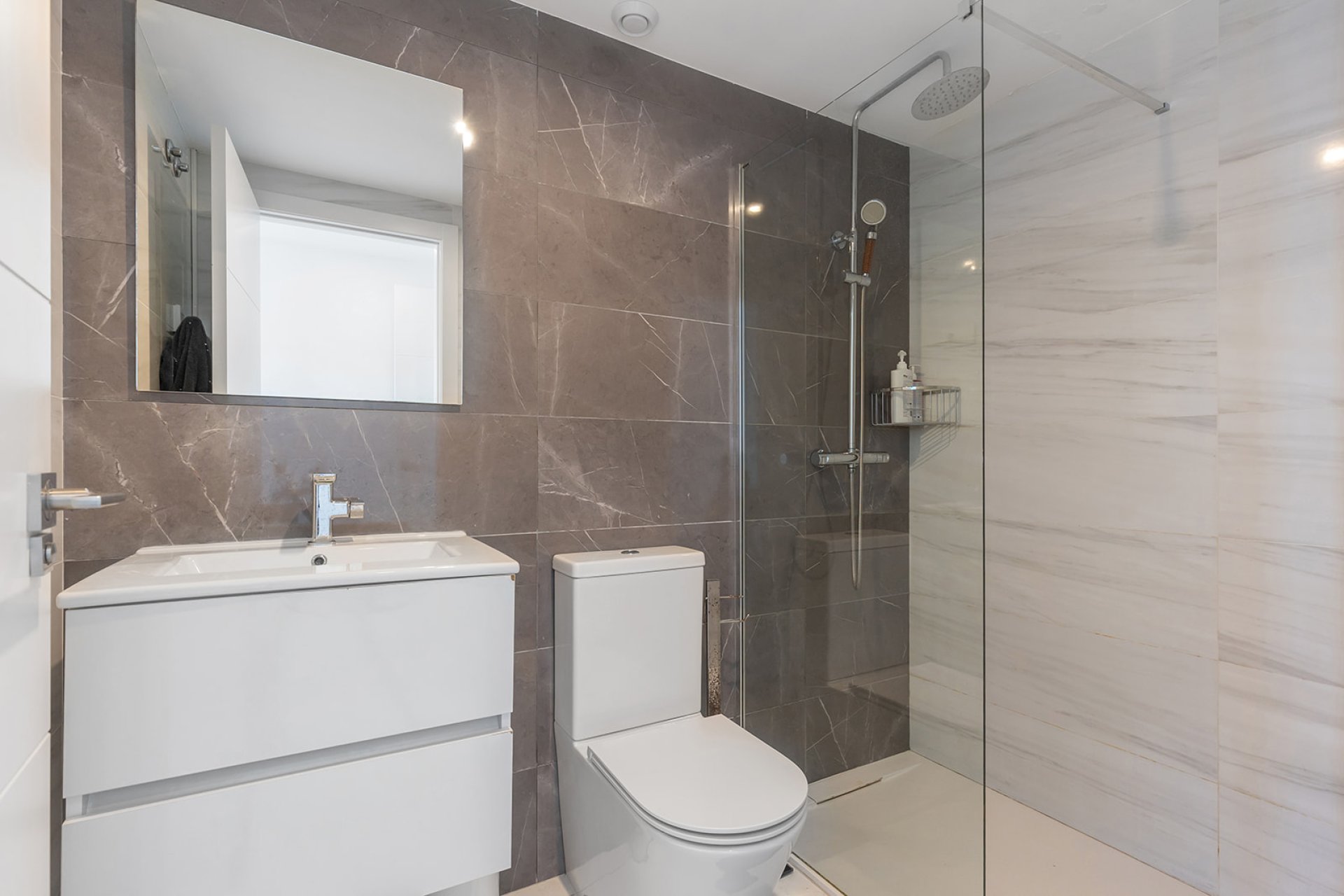 Használt Ingatlanok - Apartman -
Torrevieja - Costa Blanca