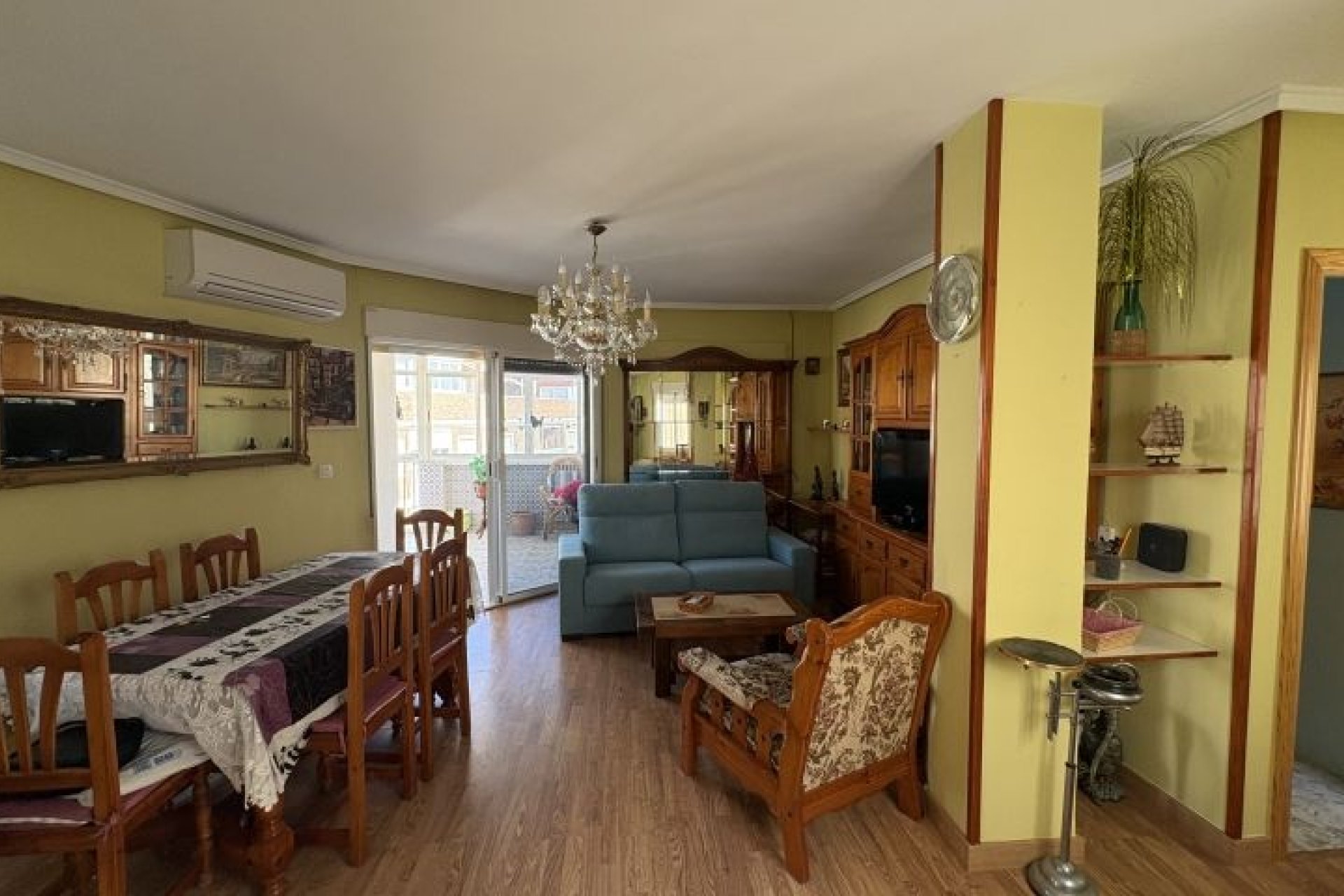 Használt Ingatlanok - Apartman -
Torrevieja - Costa Blanca