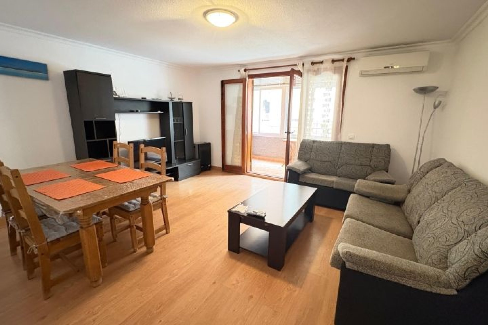 Használt Ingatlanok - Apartman -
Torrevieja - Costa Blanca