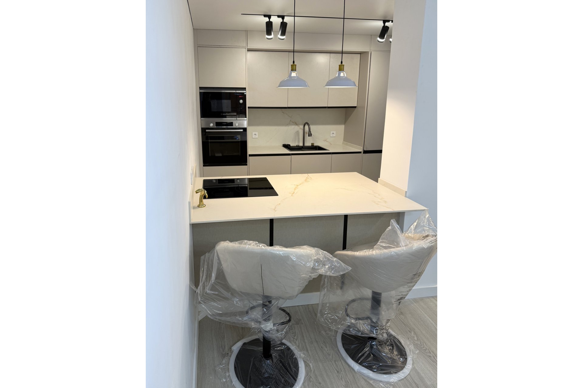 Használt Ingatlanok - Apartman -
Torrevieja - Costa Blanca