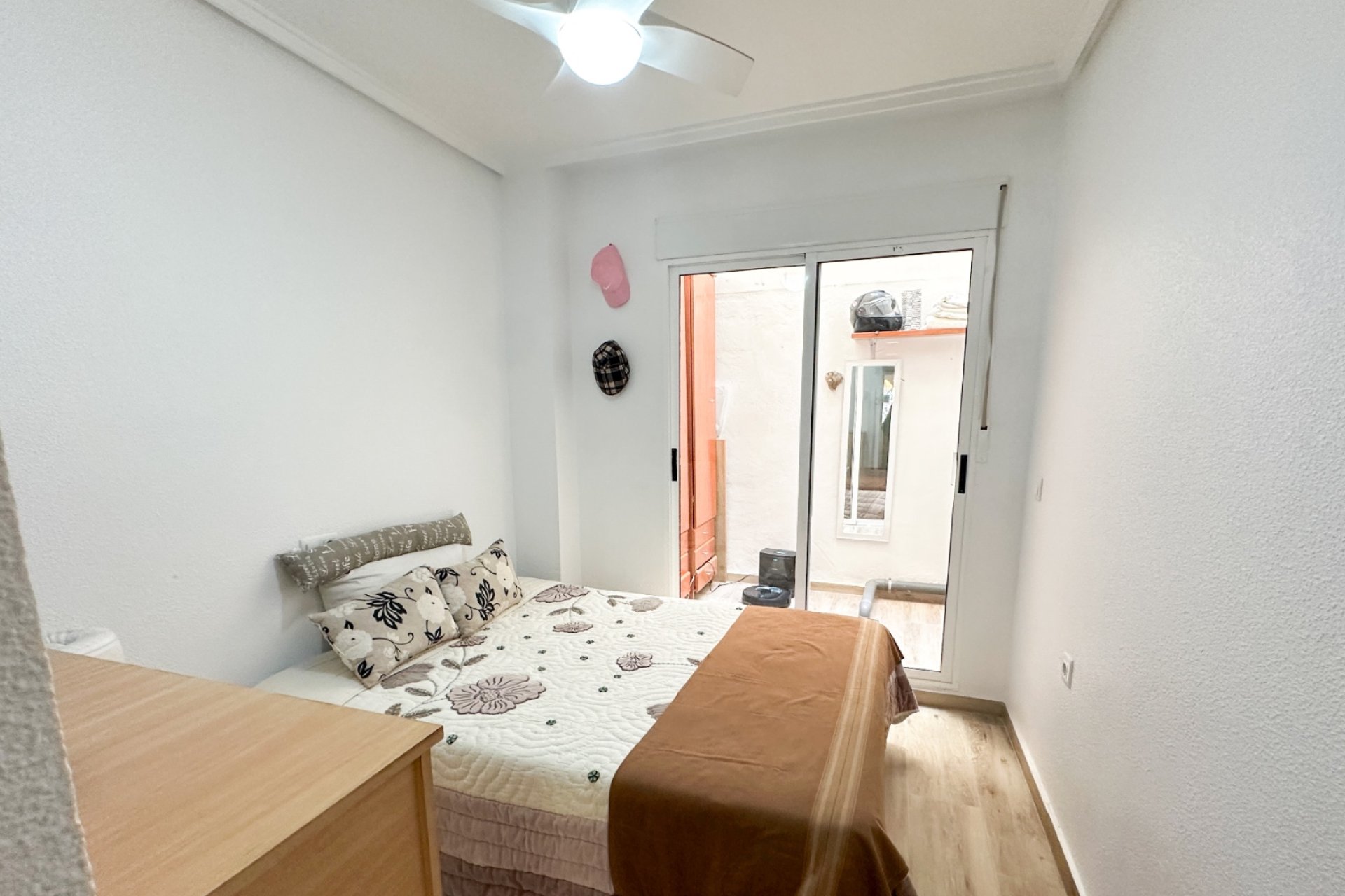 Használt Ingatlanok - Apartman -
Torrevieja - Costa Blanca