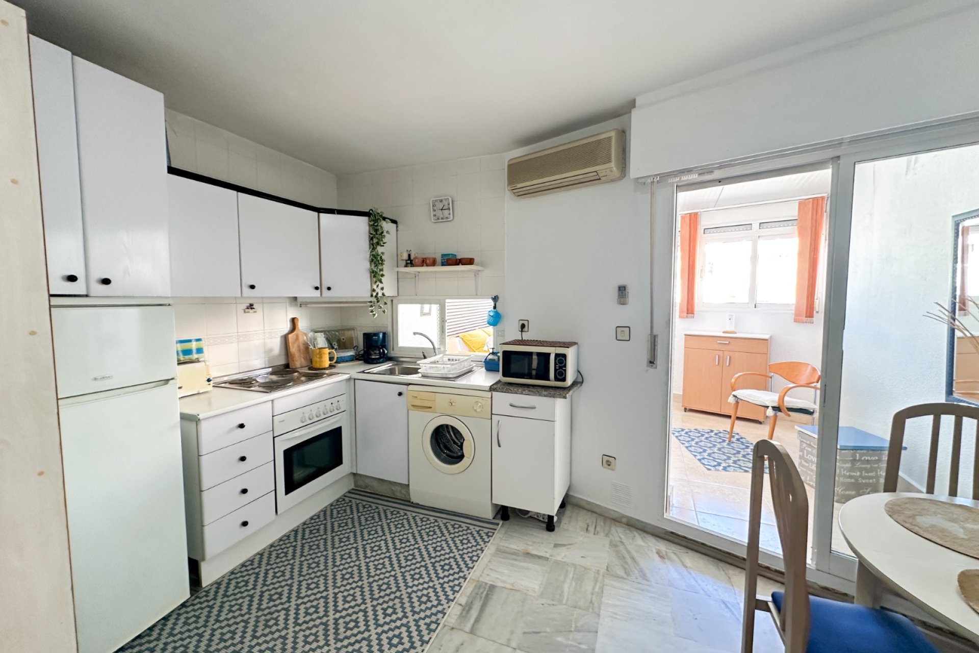 Használt Ingatlanok - Apartman -
Torrevieja - Costa Blanca