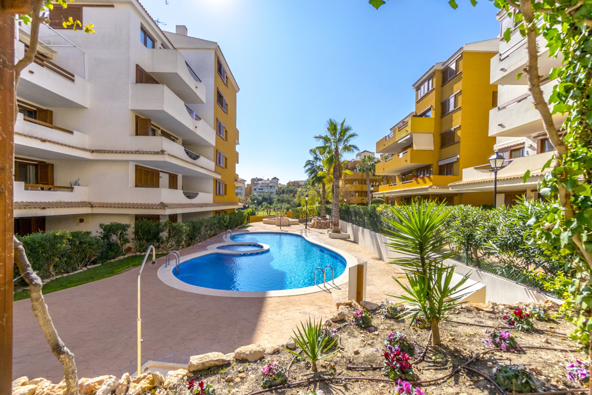 Használt Ingatlanok - Apartman -
Torrevieja - Costa Blanca
