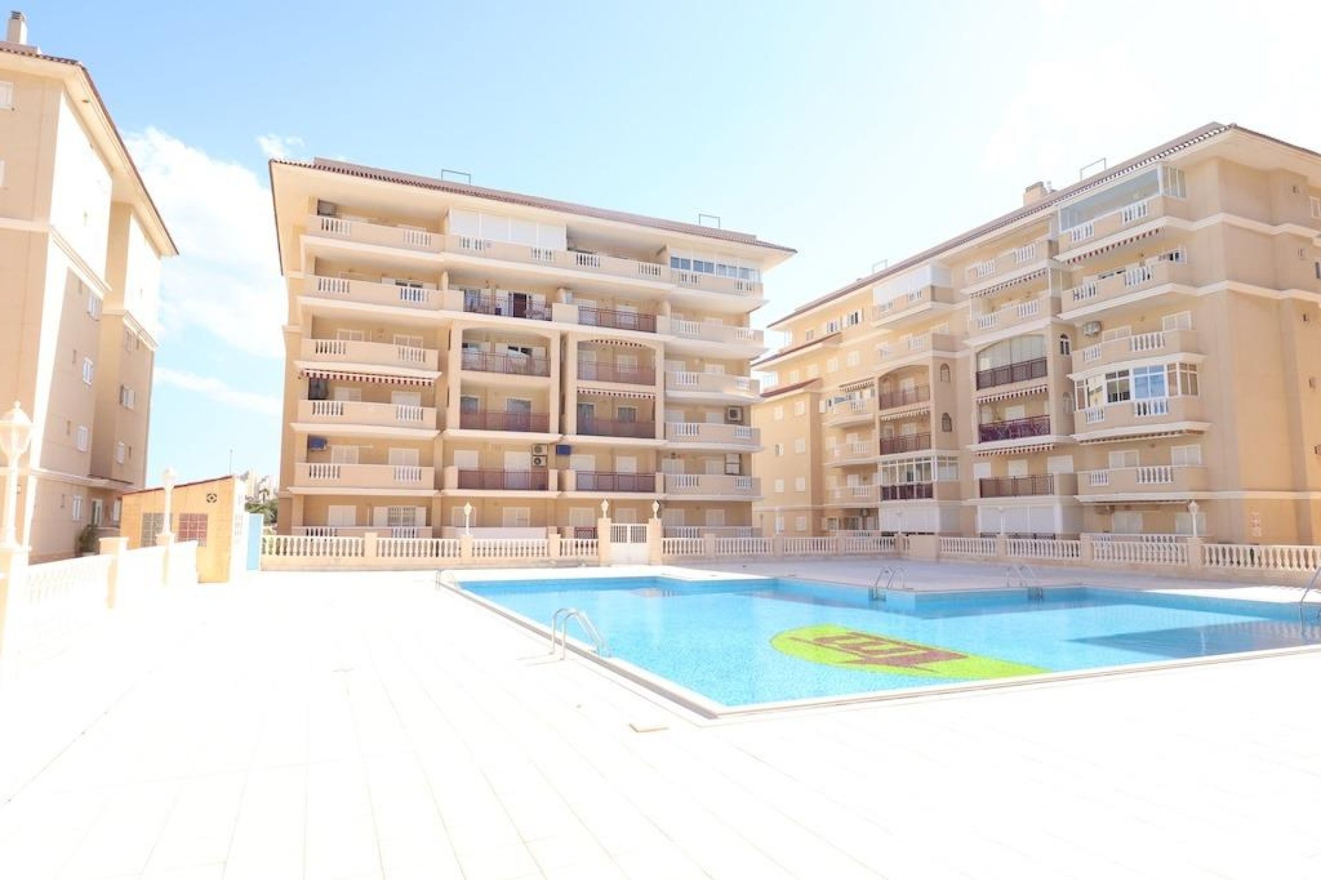 Használt Ingatlanok - Apartman -
Torrevieja - Costa Blanca