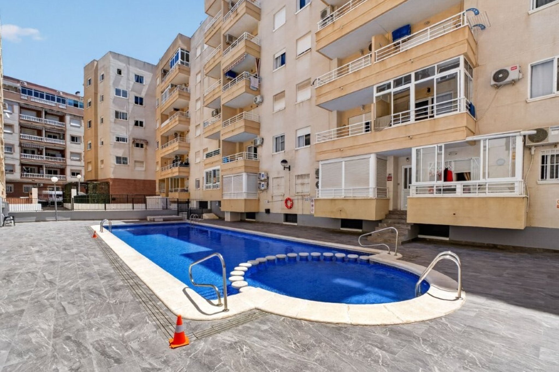 Használt Ingatlanok - Apartman -
Torrevieja - Costa Blanca