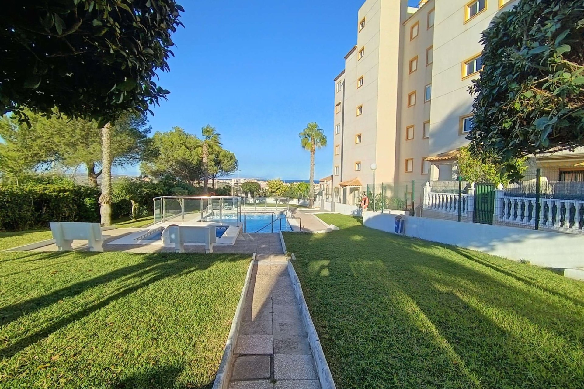 Használt Ingatlanok - Apartman -
Torrevieja - Costa Blanca