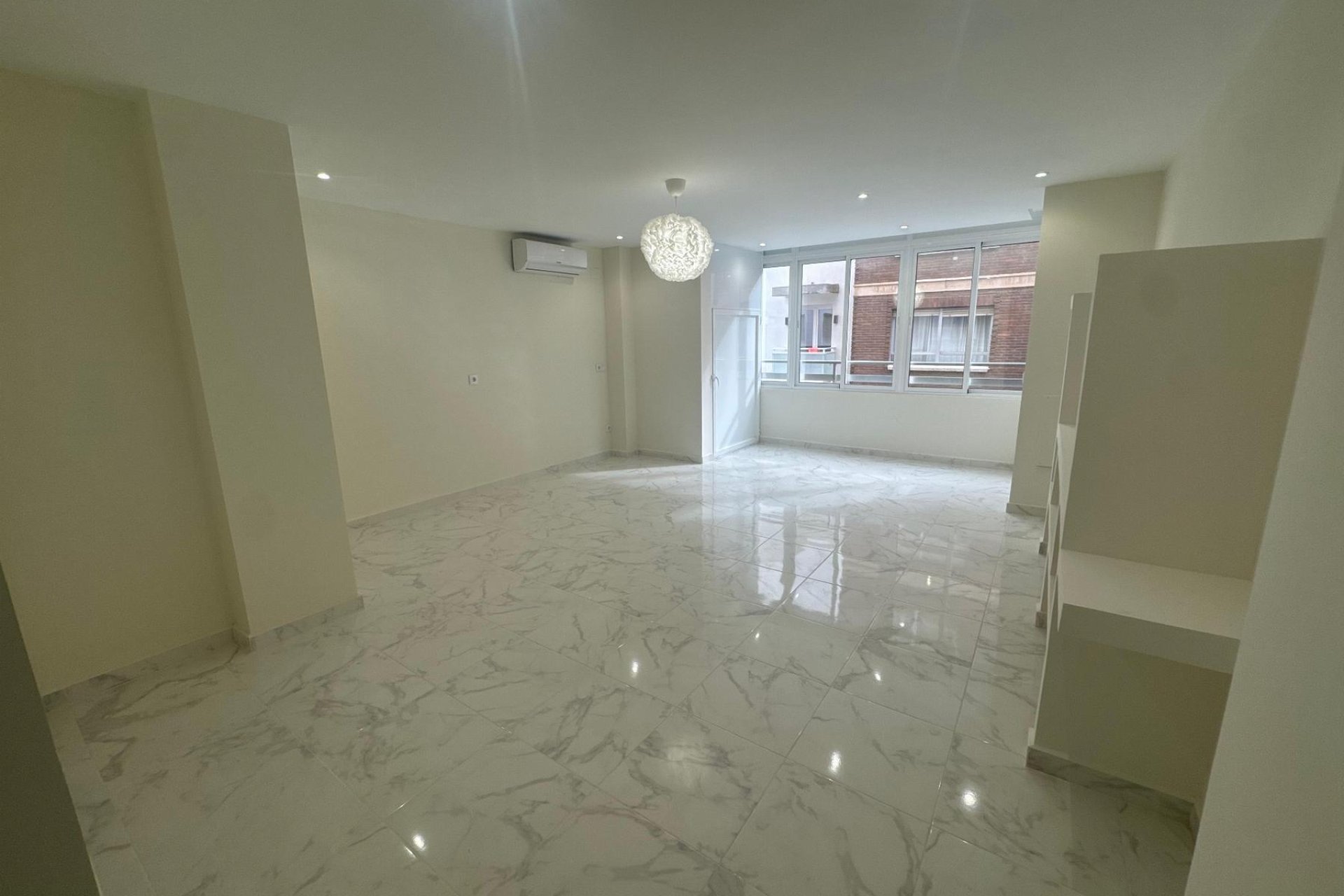 Használt Ingatlanok - Apartman -
Torrevieja - Costa Blanca