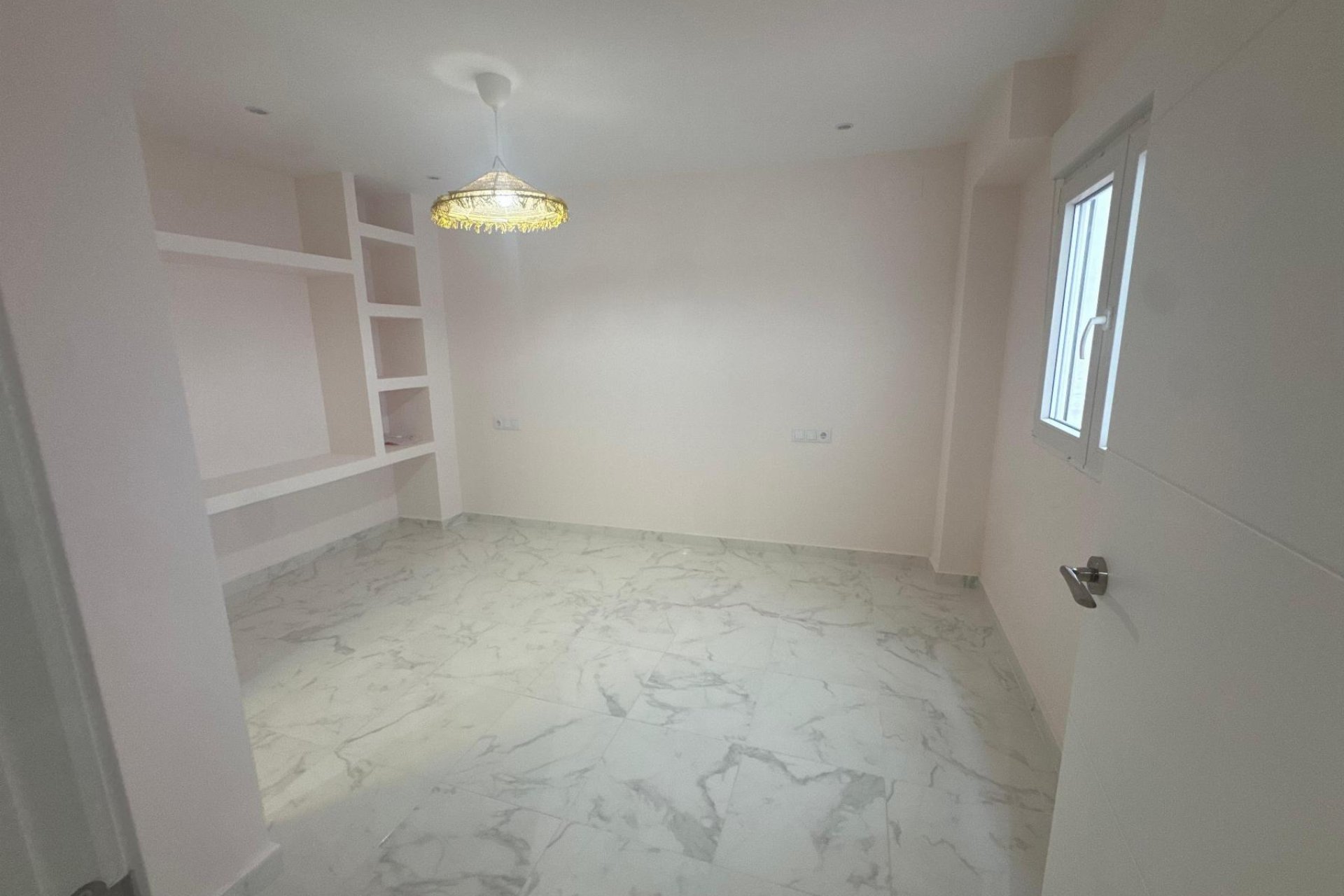 Használt Ingatlanok - Apartman -
Torrevieja - Costa Blanca