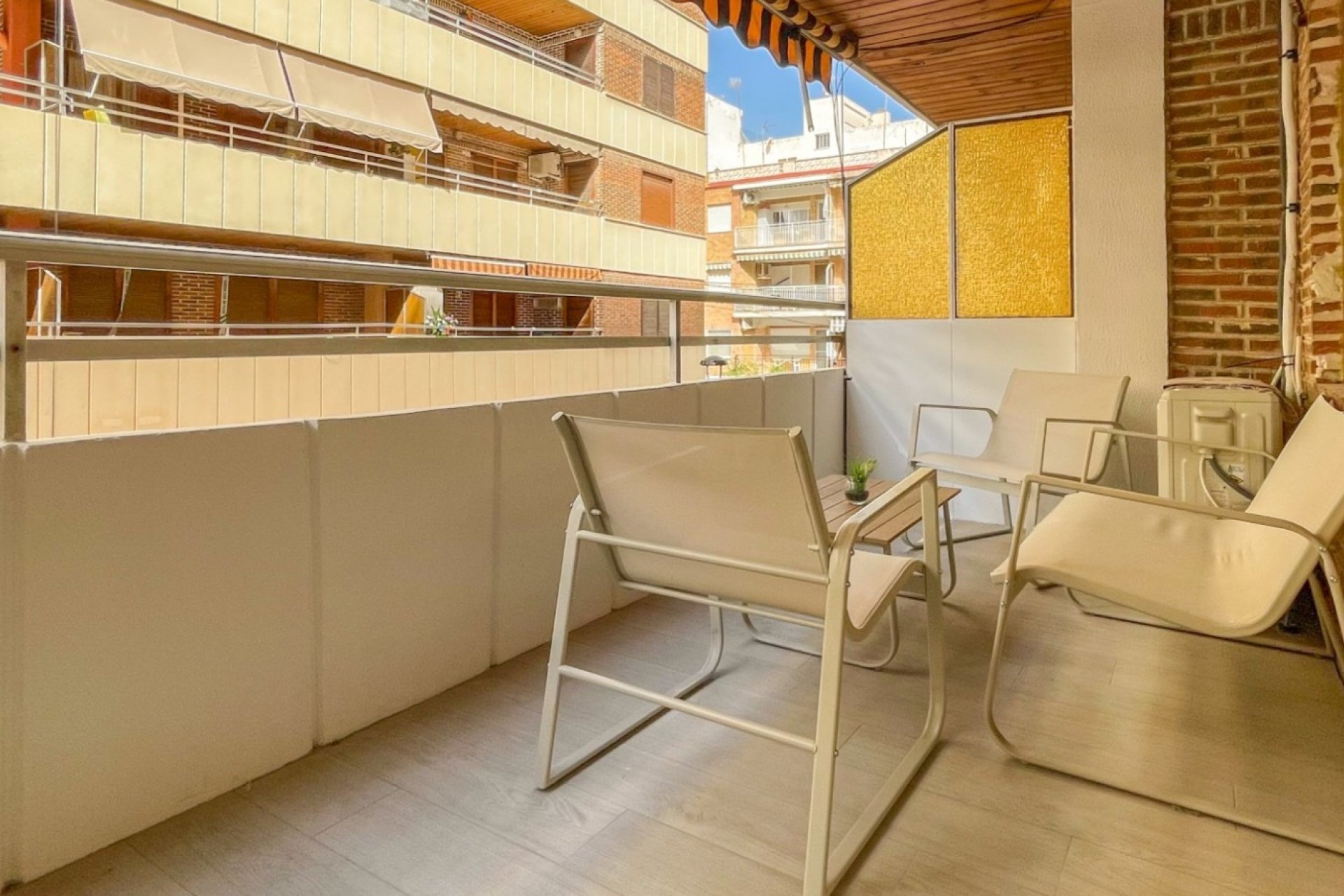 Használt Ingatlanok - Apartman -
Torrevieja - Costa Blanca