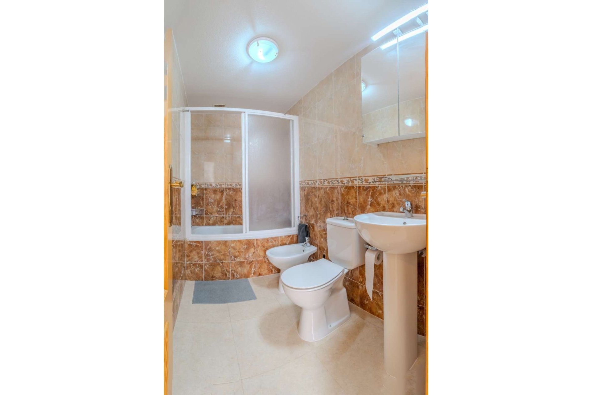 Használt Ingatlanok - Apartman -
Torrevieja - Costa Blanca