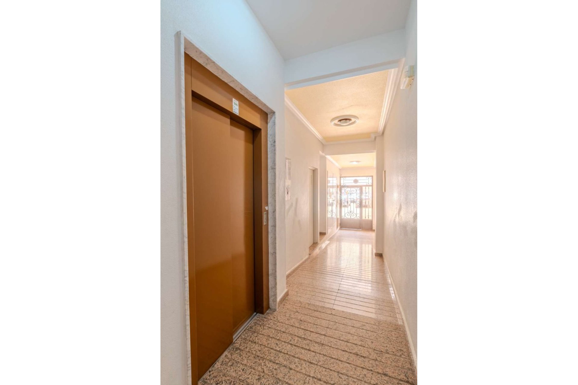 Használt Ingatlanok - Apartman -
Torrevieja - Costa Blanca