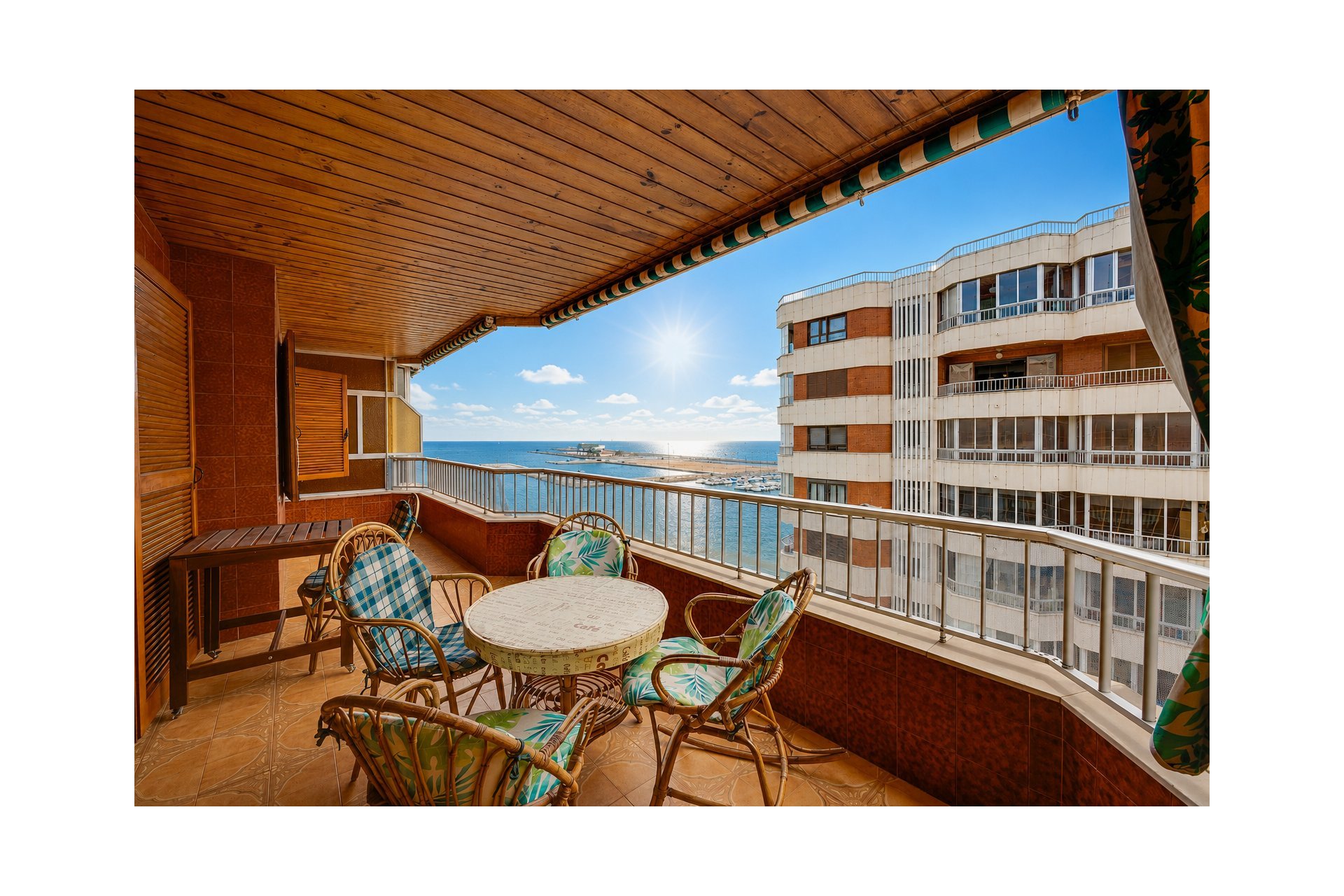 Használt Ingatlanok - Apartman -
Torrevieja - Costa Blanca