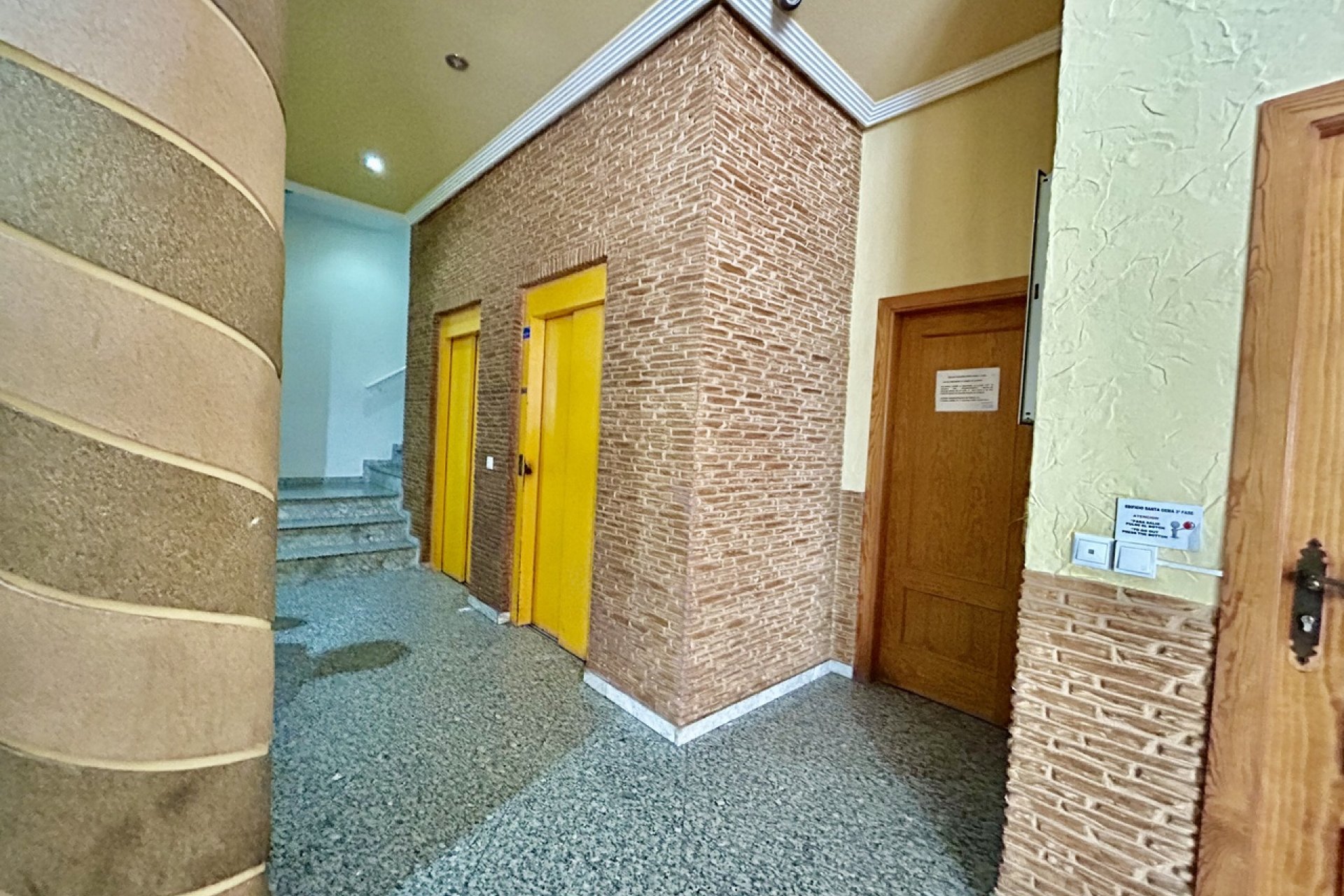 Használt Ingatlanok - Apartman -
Torrevieja - Costa Blanca
