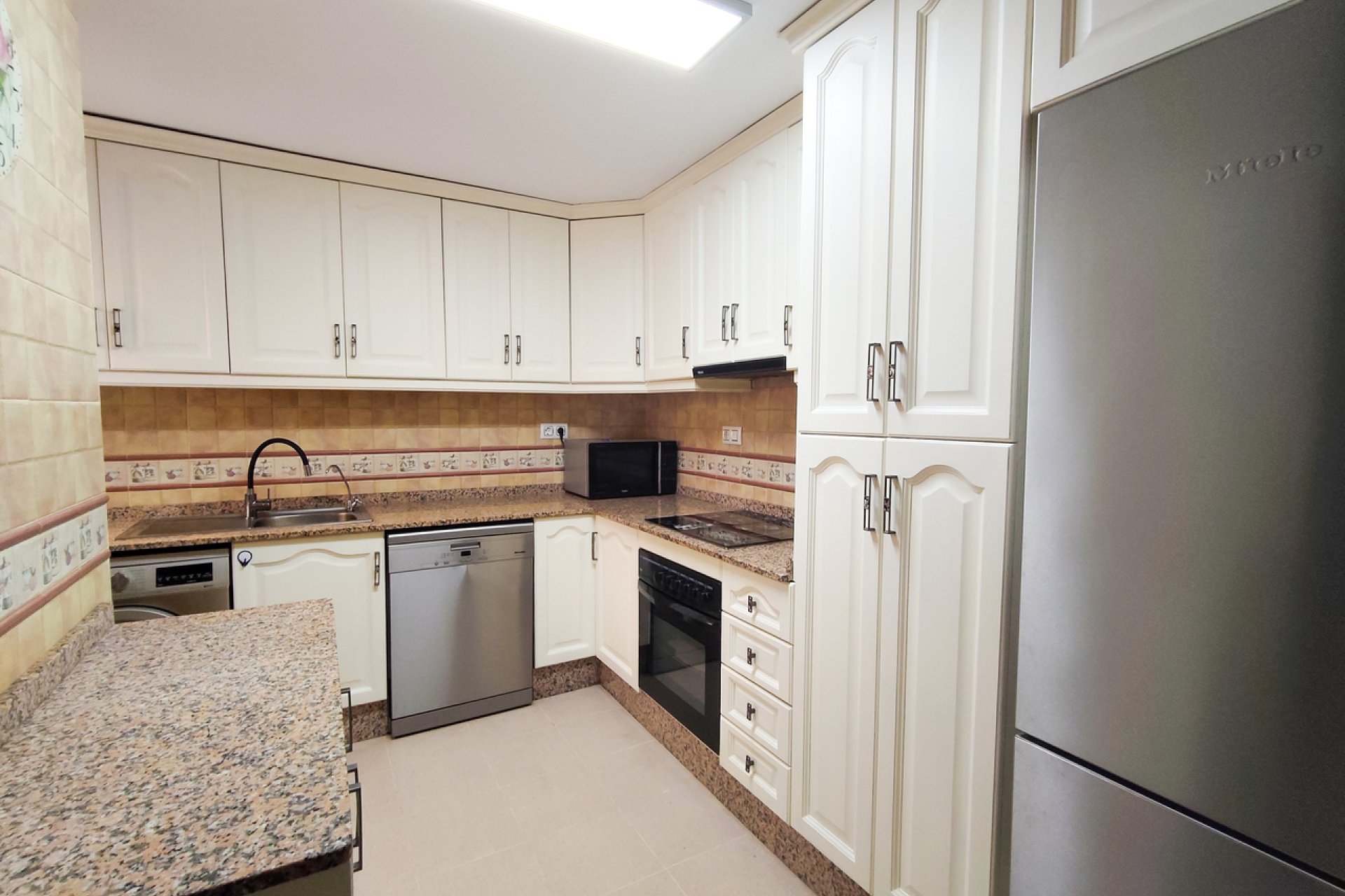 Használt Ingatlanok - Apartman -
Torrevieja - Costa Blanca