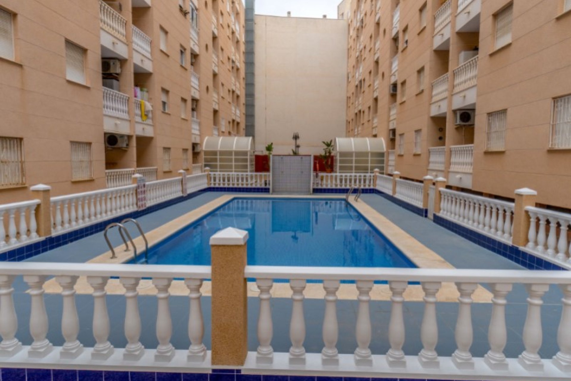 Használt Ingatlanok - Apartman -
Torrevieja - Costa Blanca