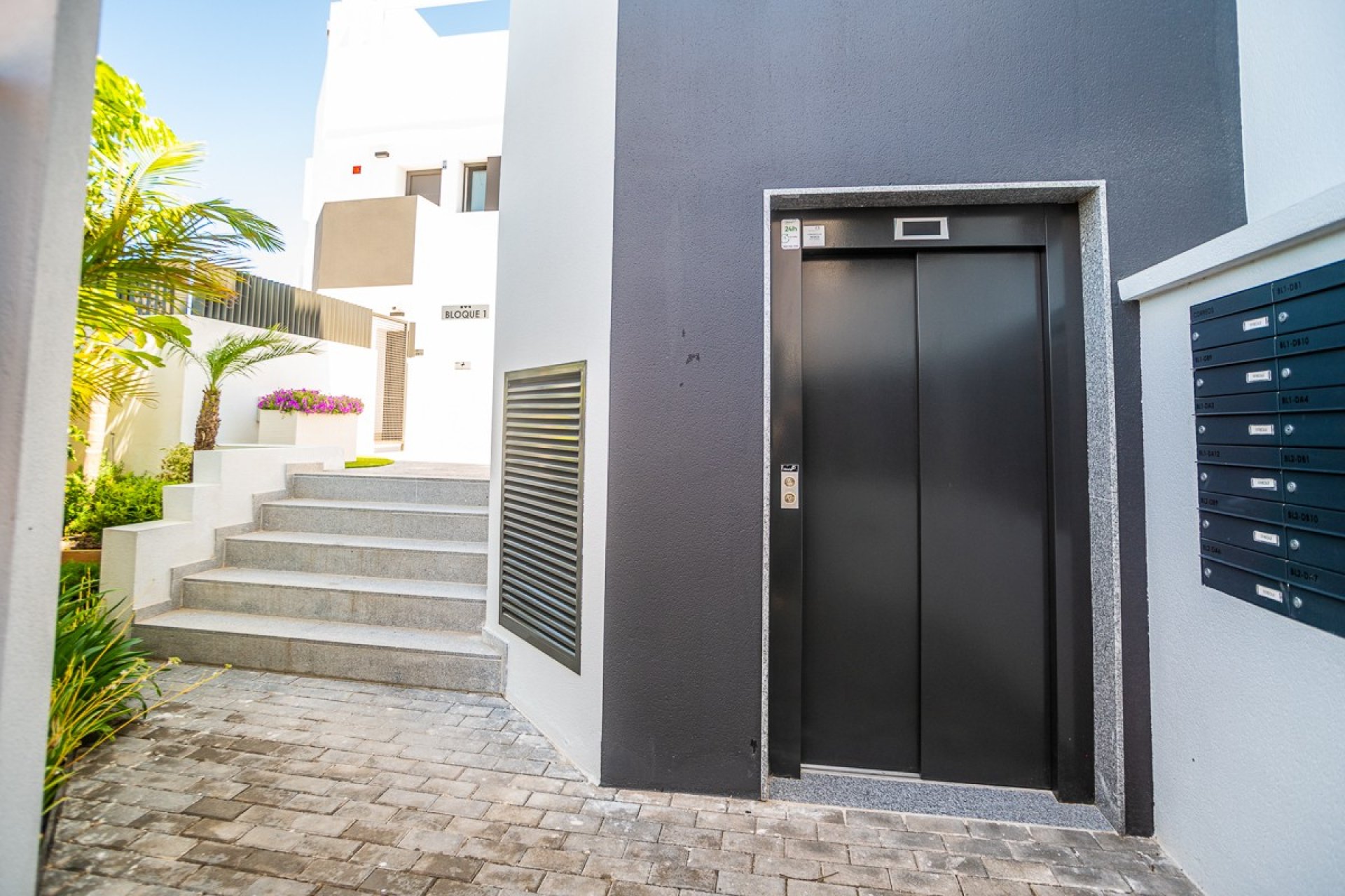Használt Ingatlanok - Apartman -
Torrevieja - Costa Blanca