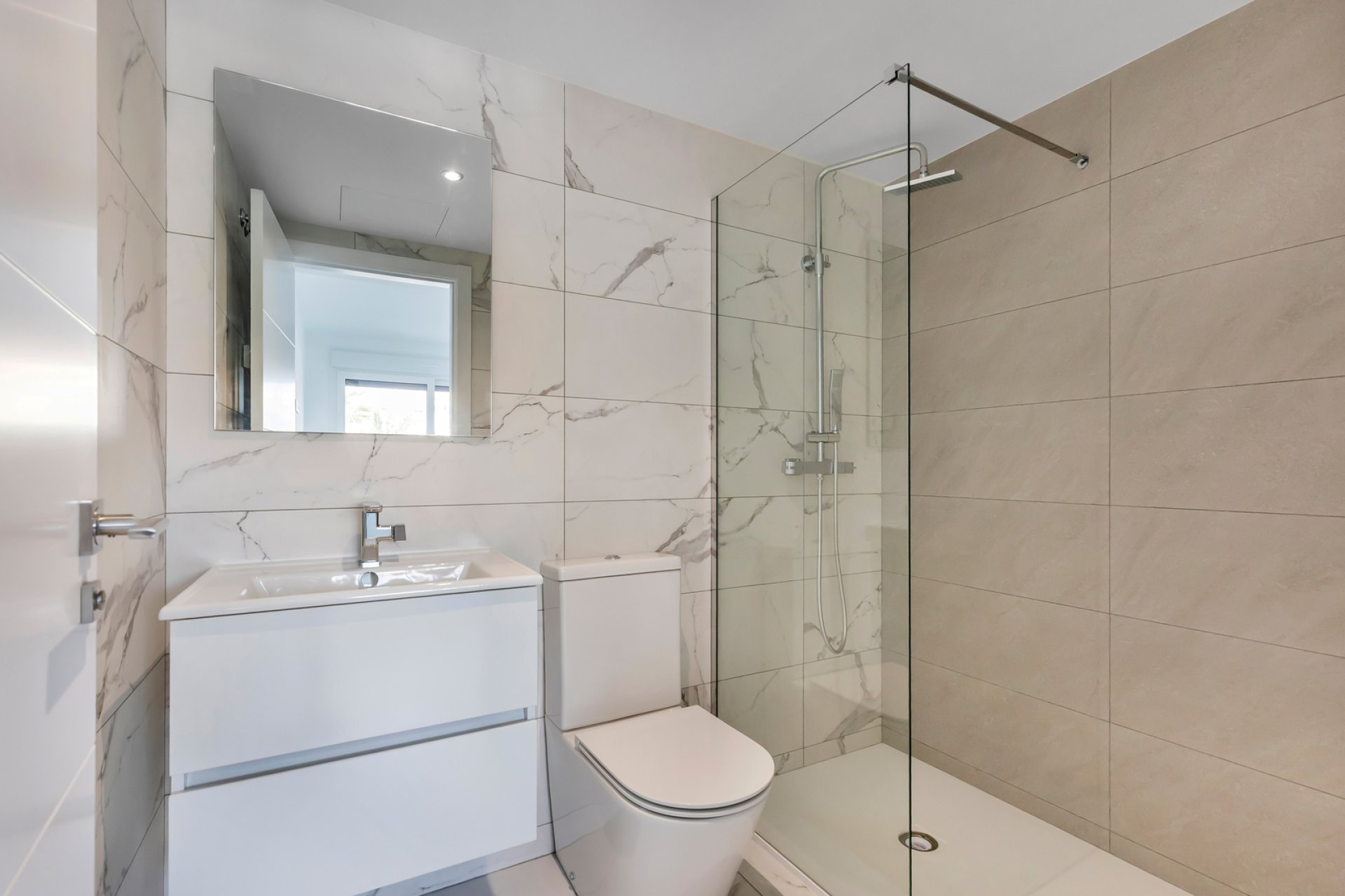 Használt Ingatlanok - Apartman -
Torrevieja - Costa Blanca