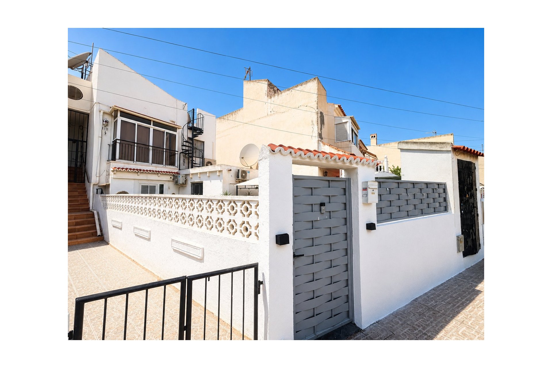 Használt Ingatlanok - Apartman -
Torrevieja - Costa Blanca