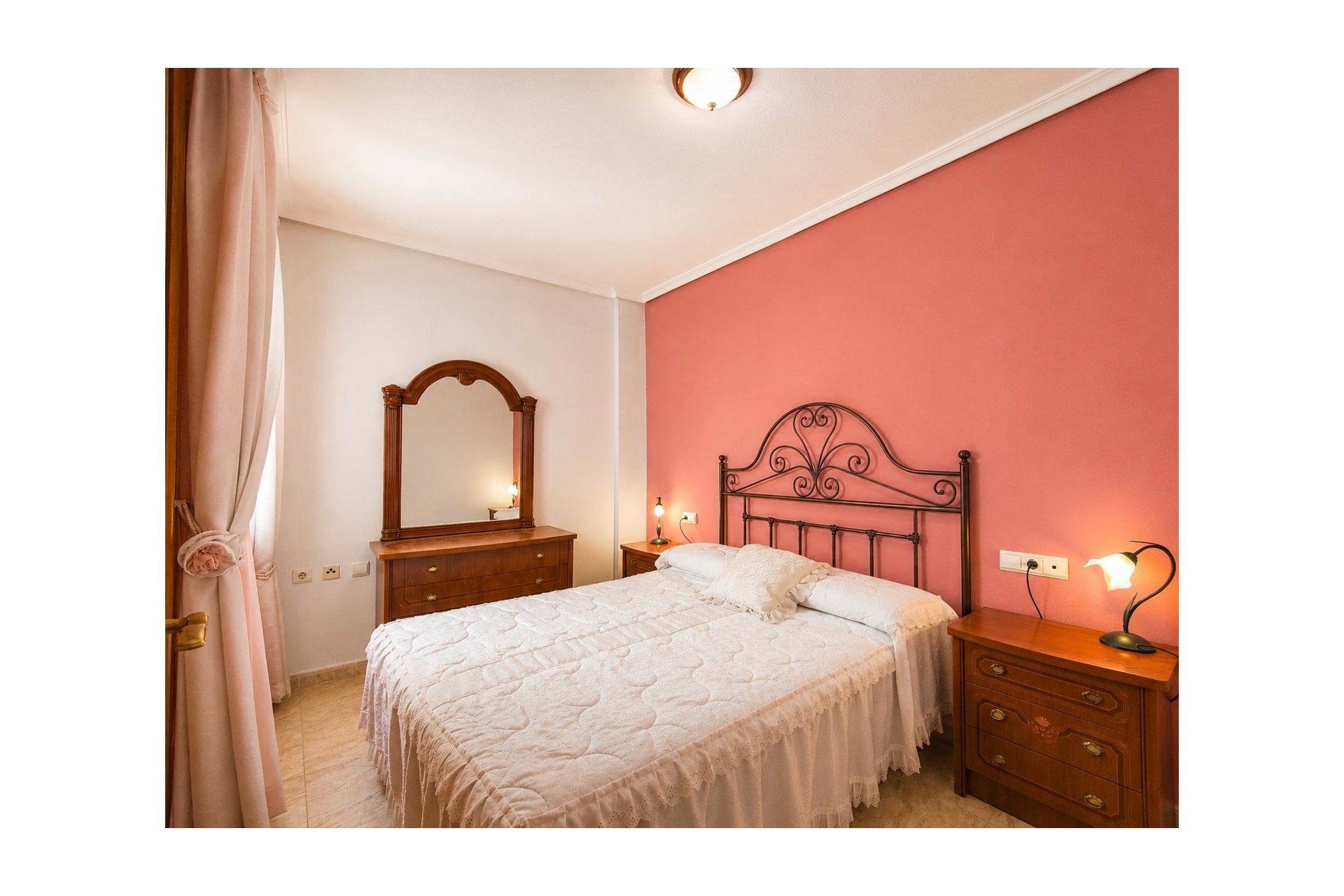 Használt Ingatlanok - Apartman -
Torrevieja - Costa Blanca