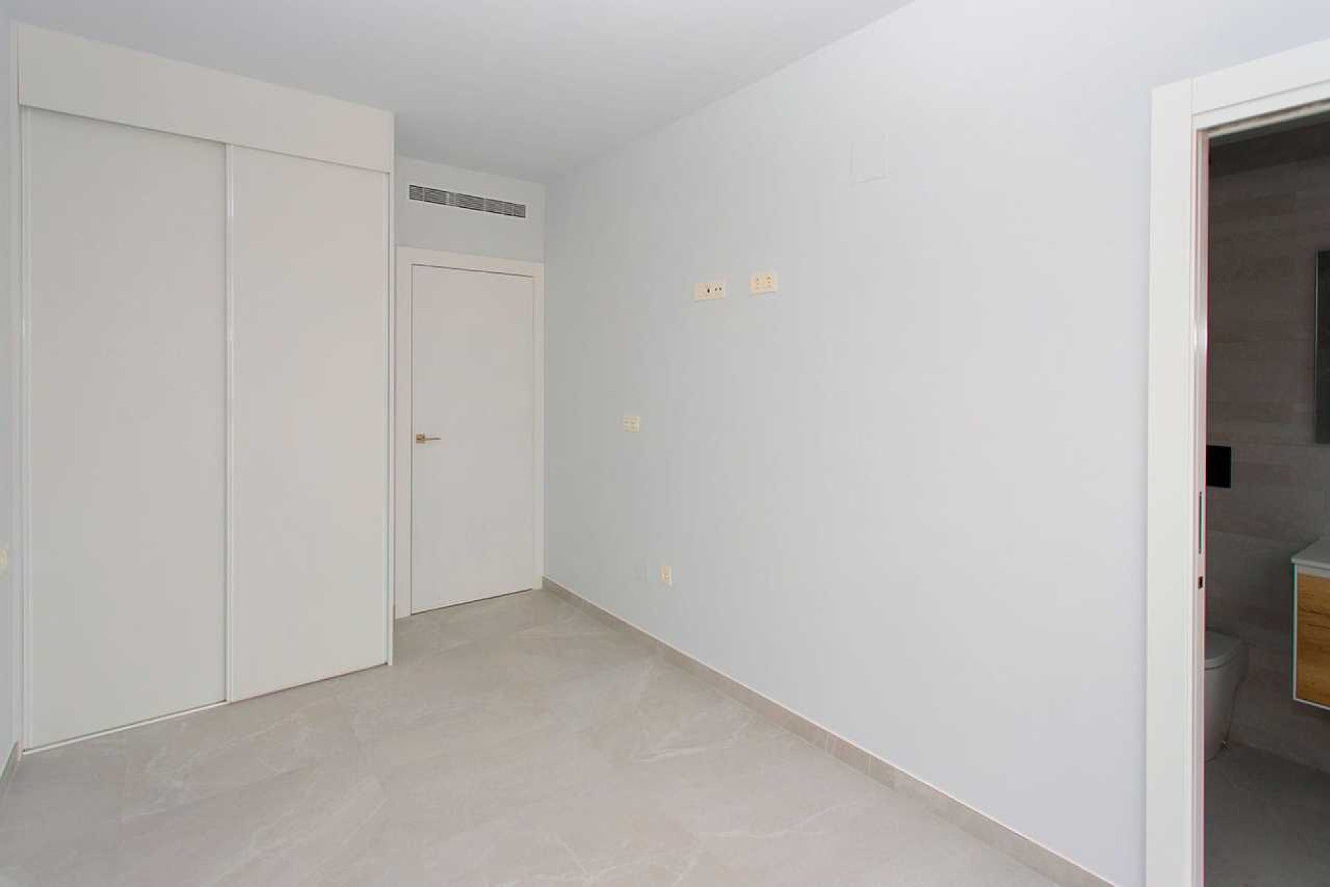 Használt Ingatlanok - Apartman -
Torrevieja - Costa Blanca
