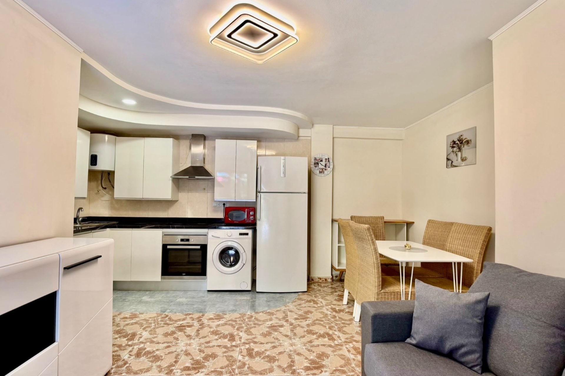 Használt Ingatlanok - Apartman -
Torrevieja - Costa Blanca
