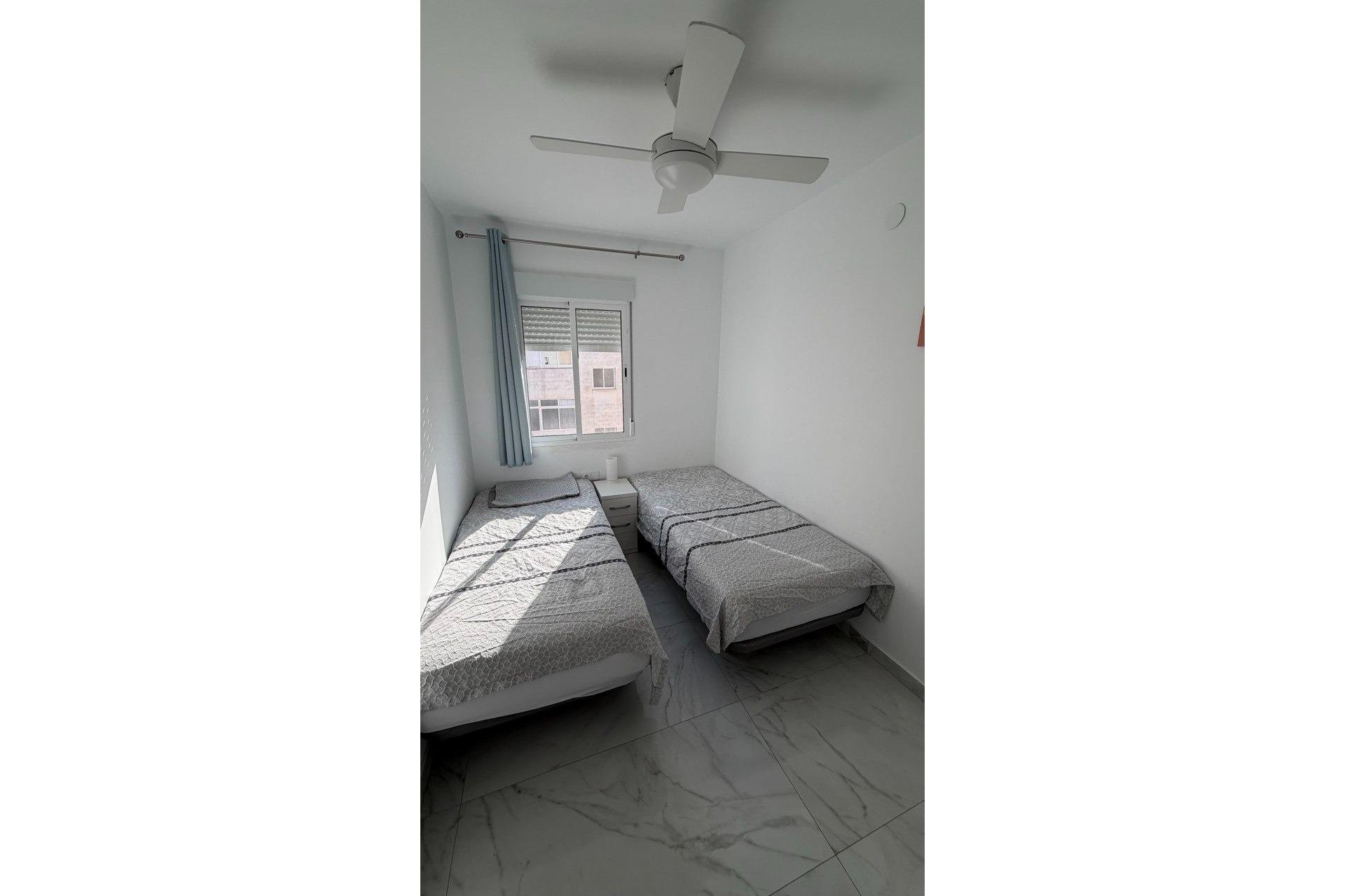 Használt Ingatlanok - Apartman -
Torrevieja - Curva Del Palangre