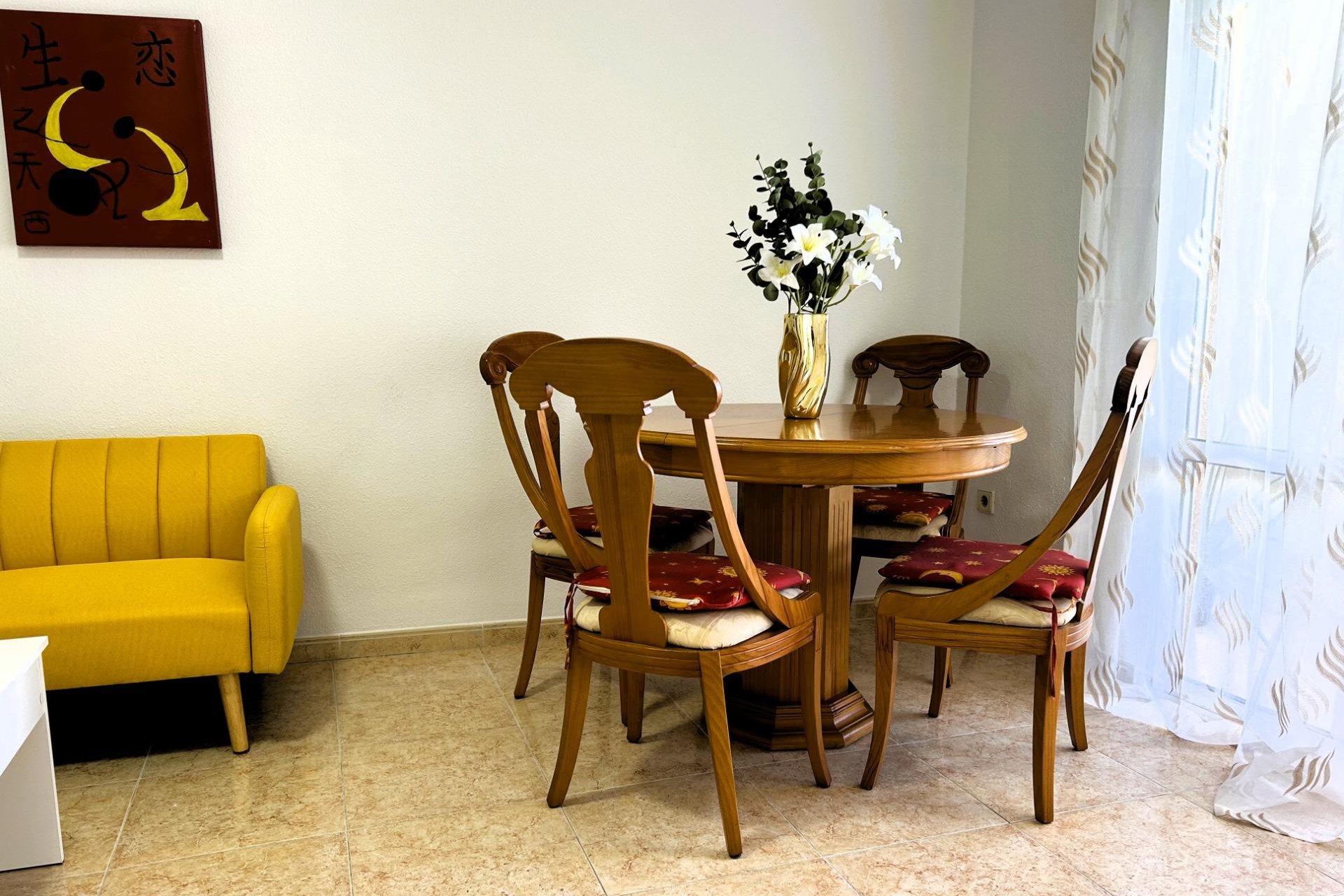 Használt Ingatlanok - Apartman -
Torrevieja - El Molino