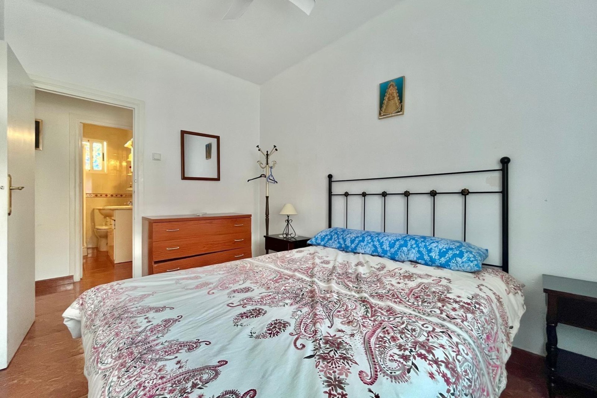 Használt Ingatlanok - Apartman -
Torrevieja - Estacion De Autobuses