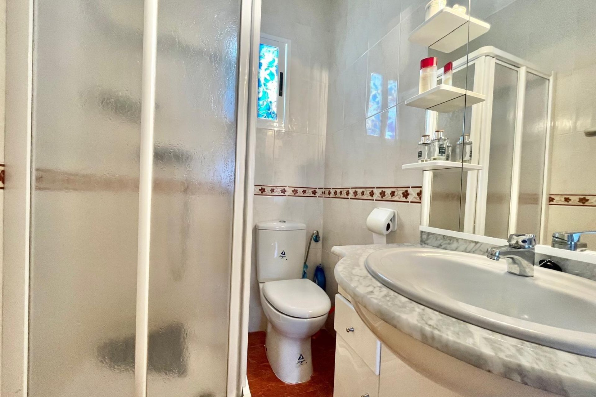 Használt Ingatlanok - Apartman -
Torrevieja - Estacion De Autobuses