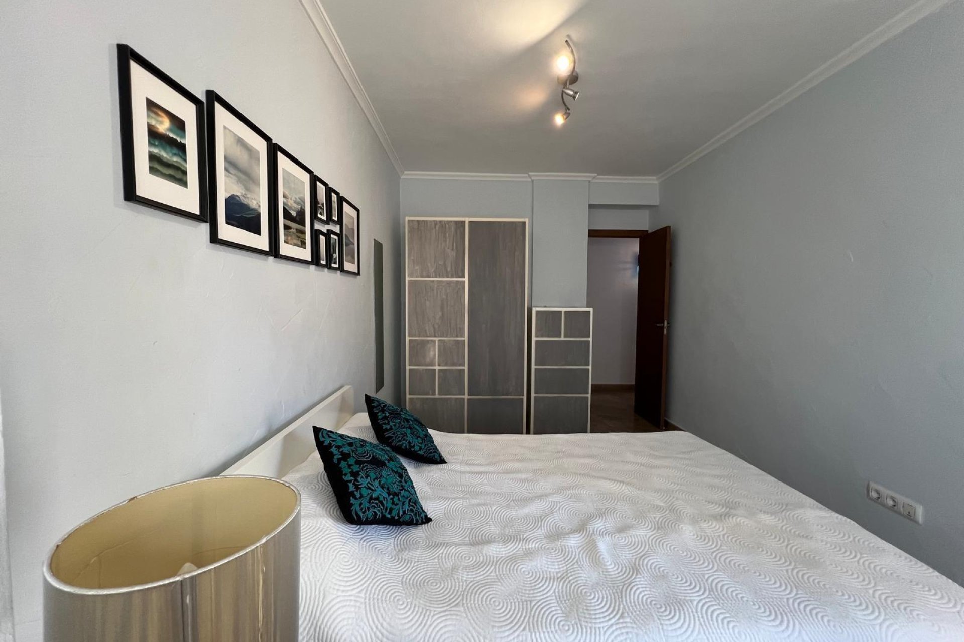 Használt Ingatlanok - Apartman -
Torrevieja - Estacion De Autobuses