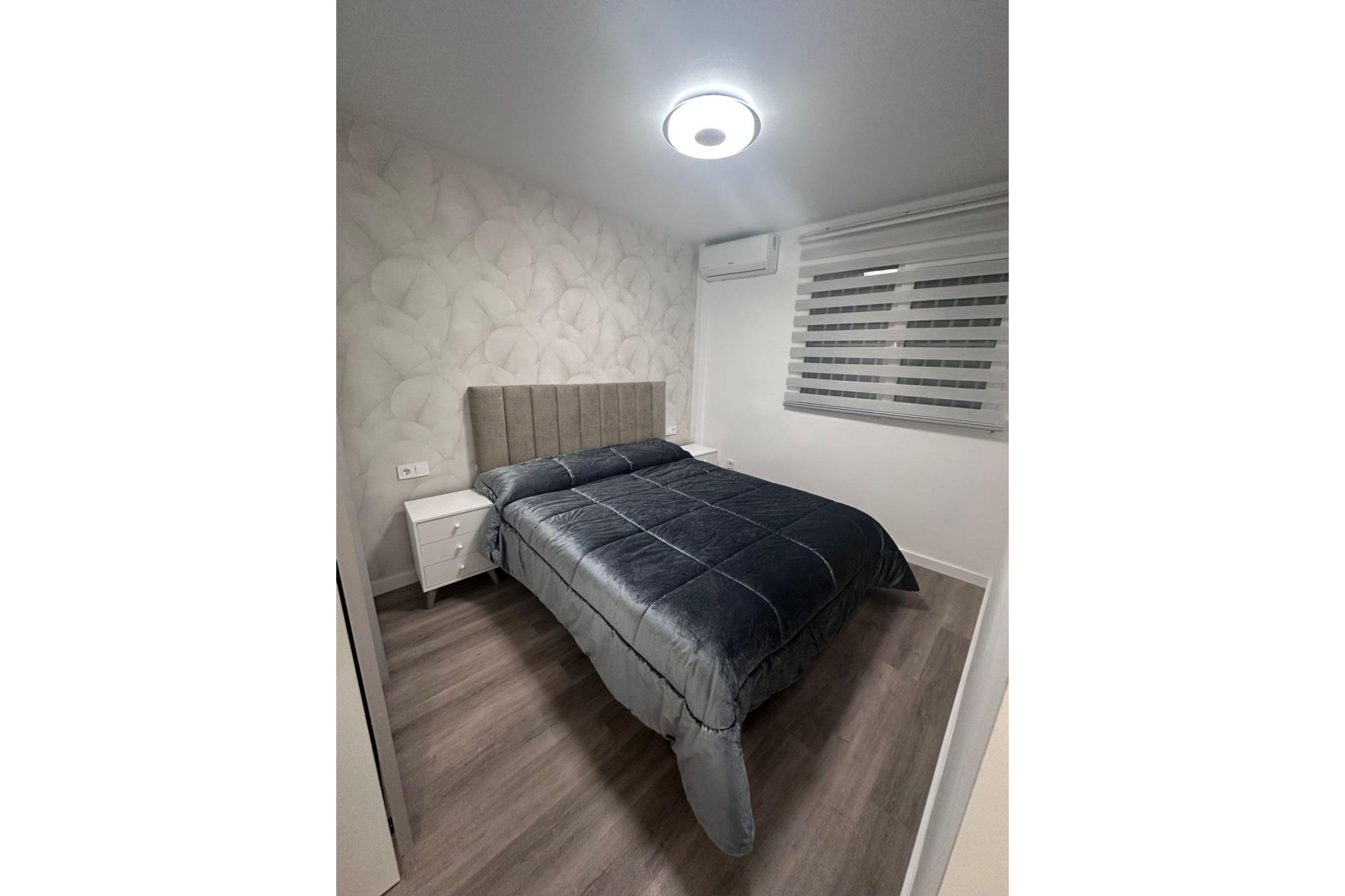 Használt Ingatlanok - Apartman -
Torrevieja - Estacion De Autobuses