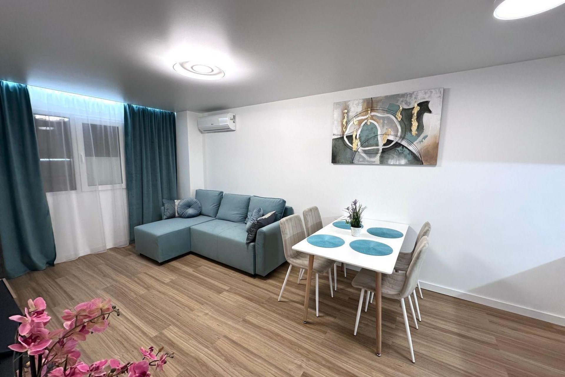 Használt Ingatlanok - Apartman -
Torrevieja - Estacion De Autobuses