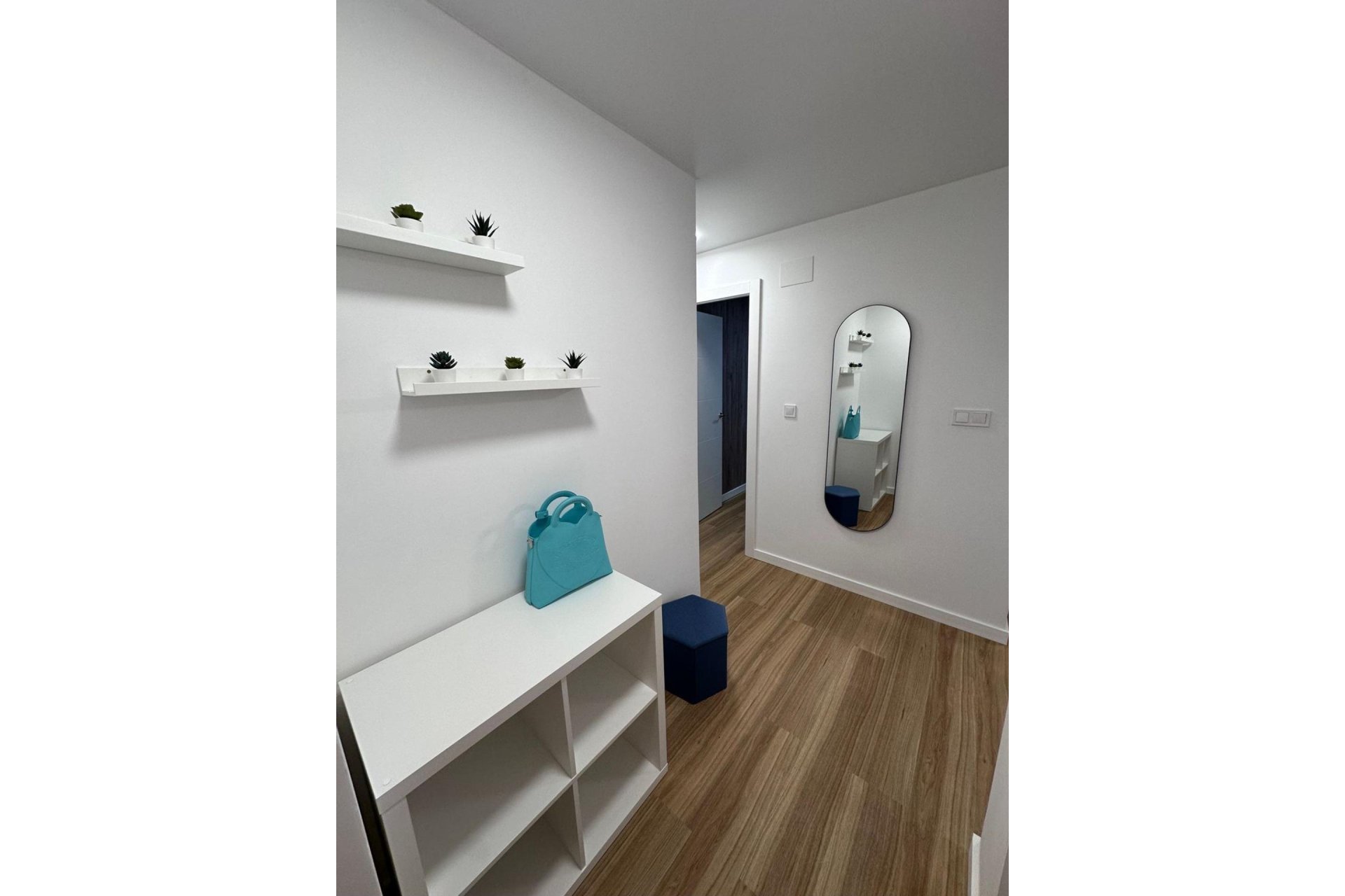 Használt Ingatlanok - Apartman -
Torrevieja - Estacion De Autobuses