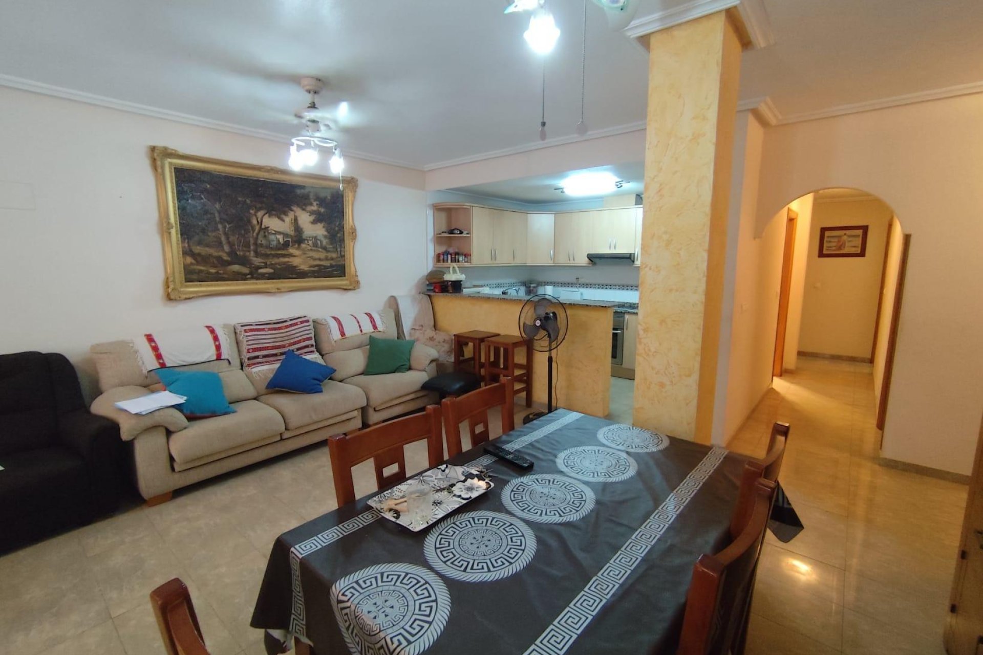 Használt Ingatlanok - Apartman -
Torrevieja - Estacion De Autobuses