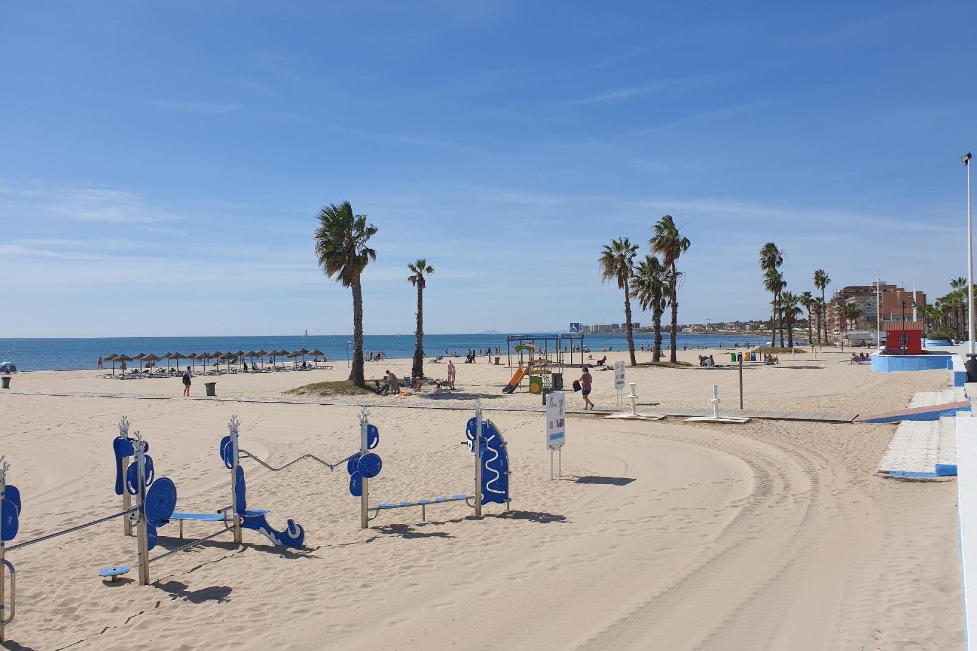 Használt Ingatlanok - Apartman -
Torrevieja - Estacion De Autobuses