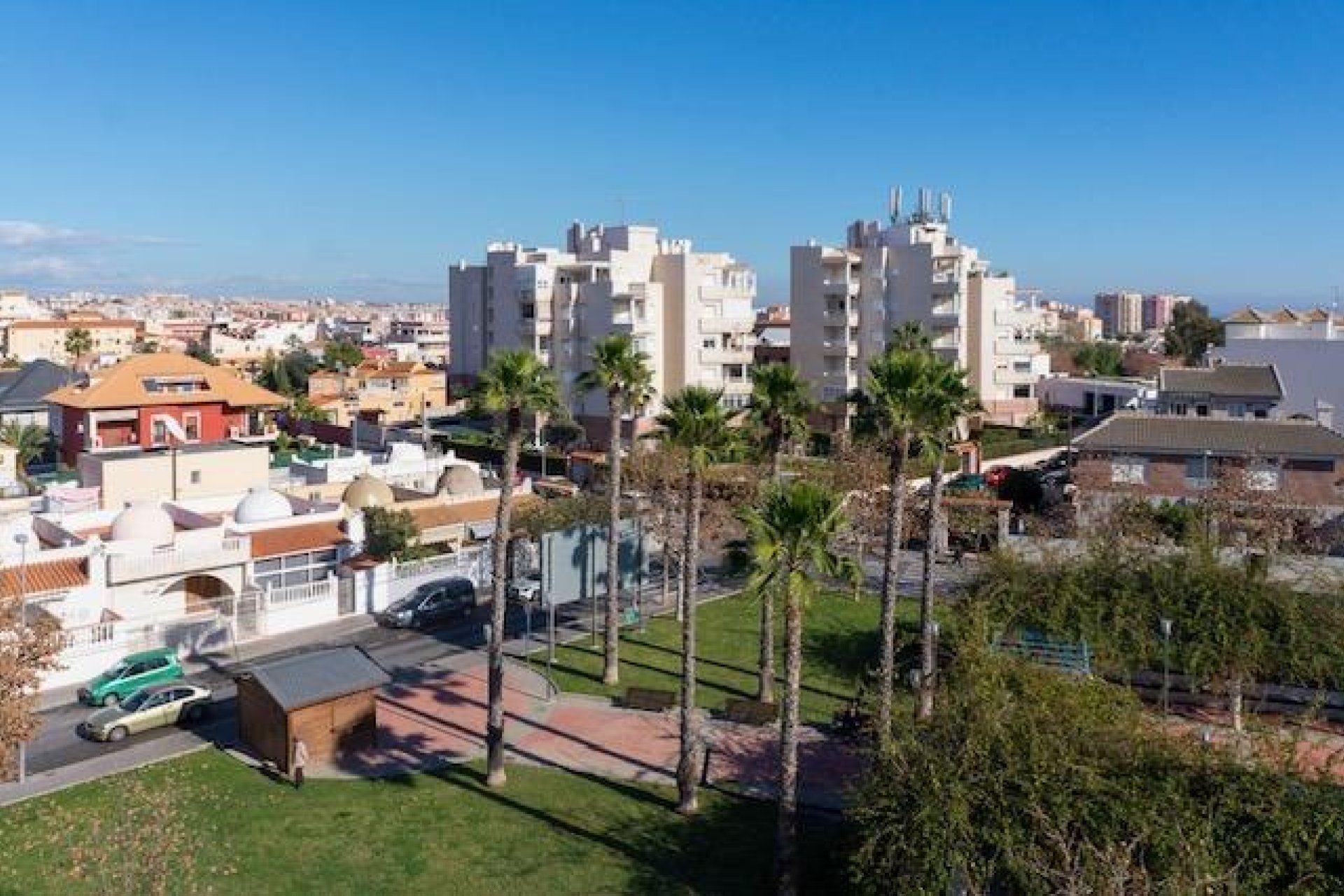 Használt Ingatlanok - Apartman -
Torrevieja - Estacion De Autobuses