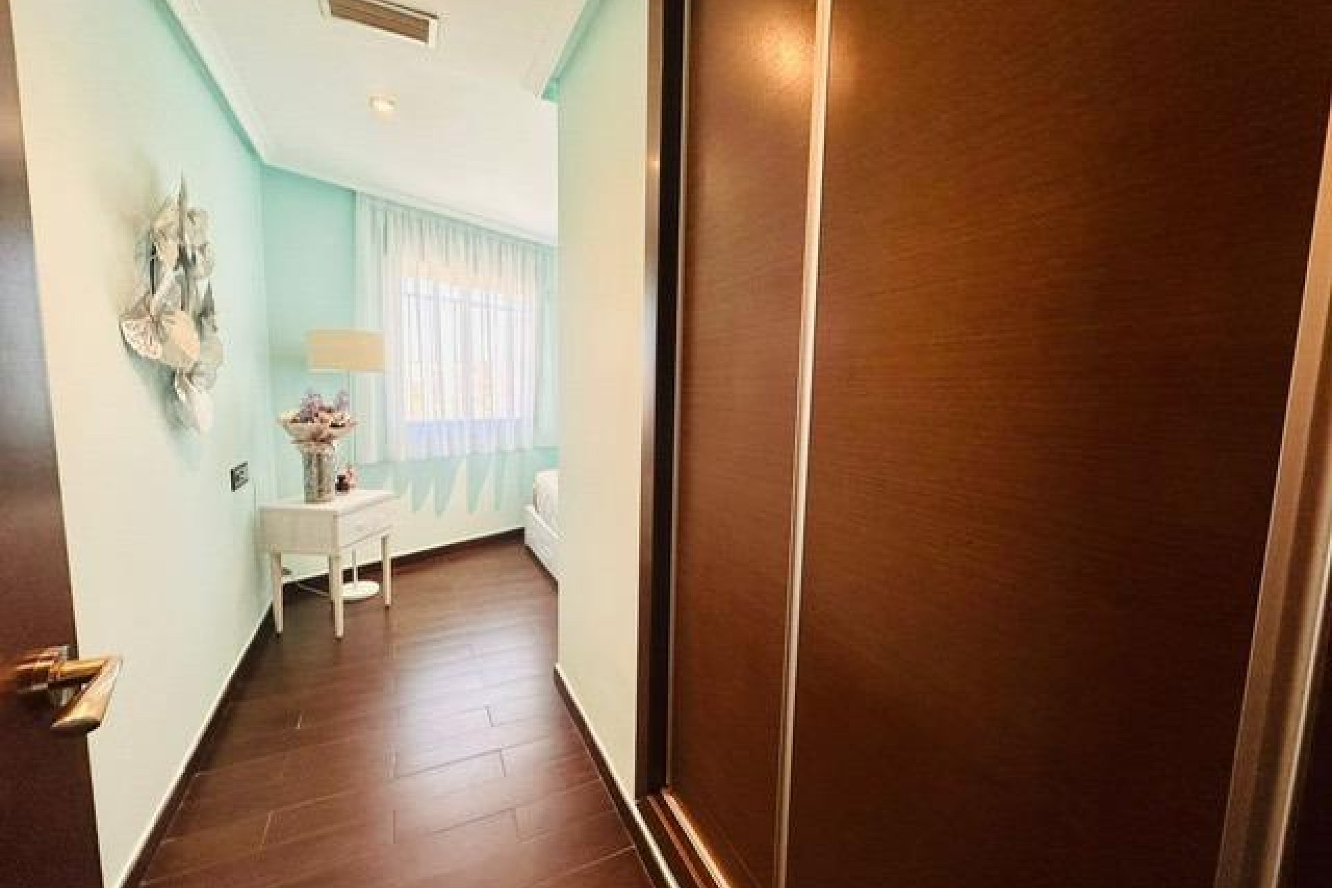 Használt Ingatlanok - Apartman -
Torrevieja - Estacion De Autobuses