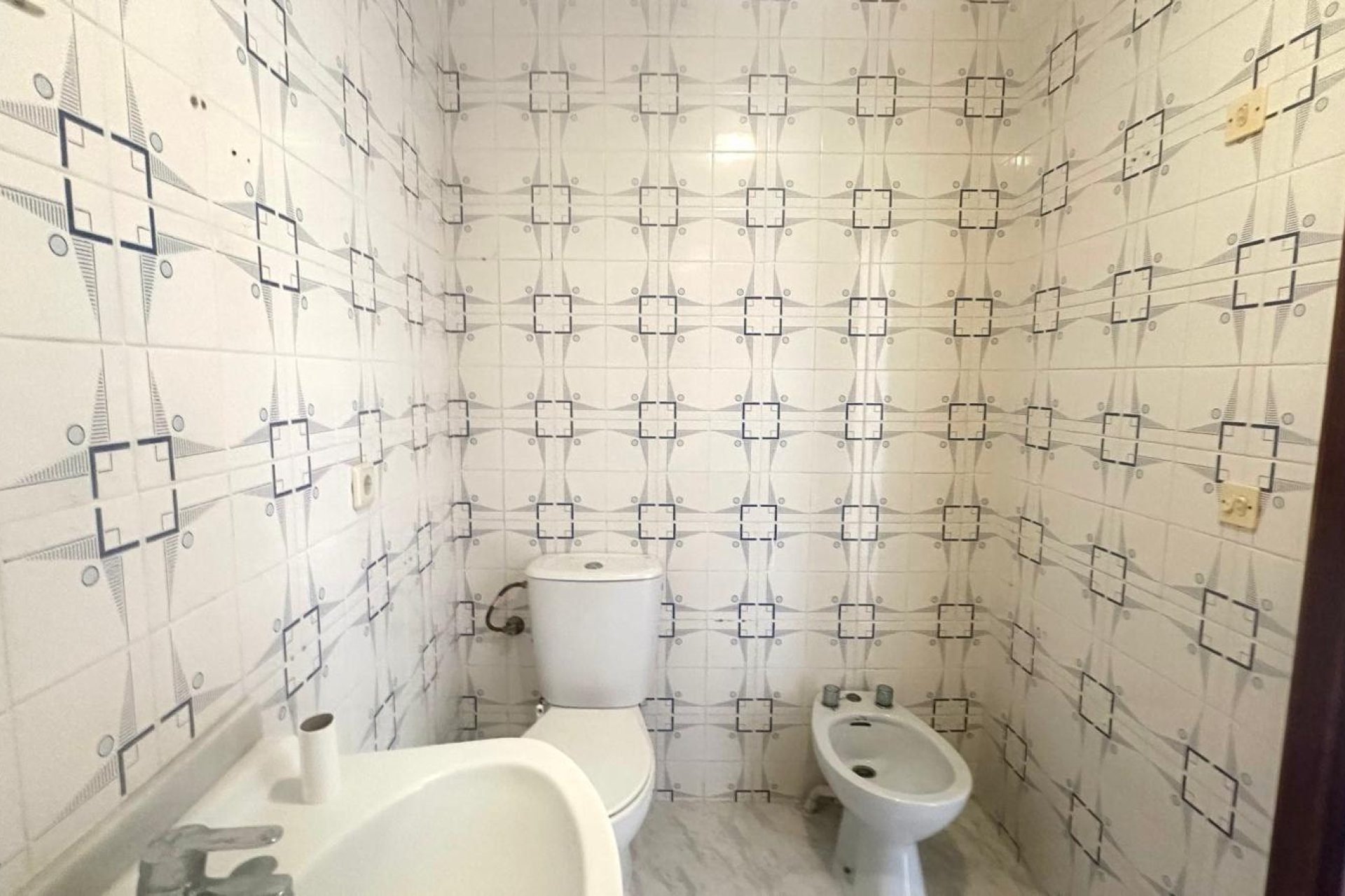 Használt Ingatlanok - Apartman -
Torrevieja - Estacion De Autobuses