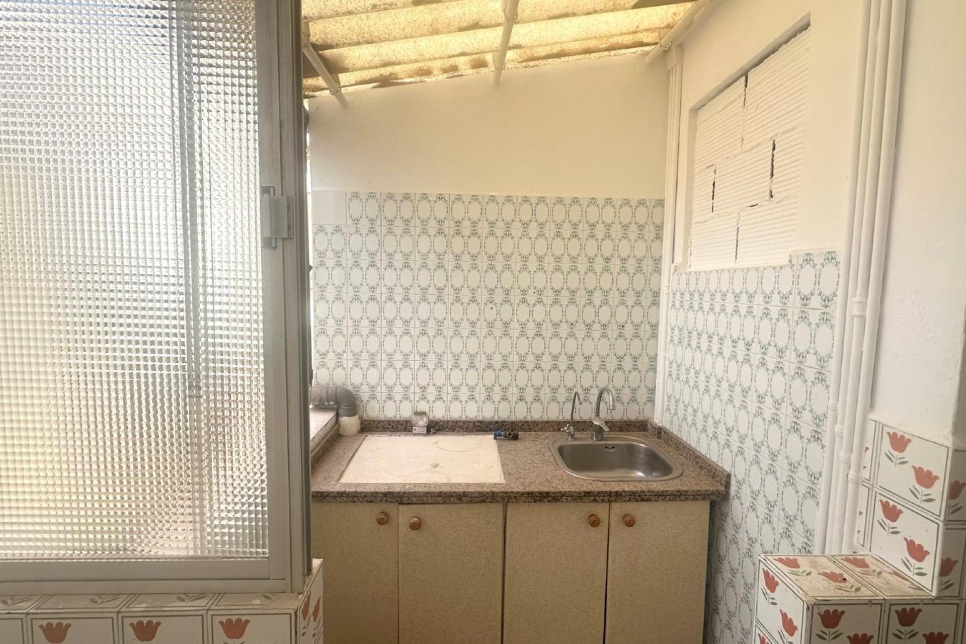 Használt Ingatlanok - Apartman -
Torrevieja - Estacion De Autobuses